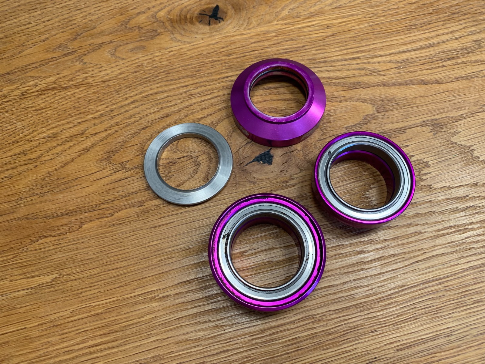Ringle Slamma Jamma 1 1/4″ purple headset headset yeti manitou