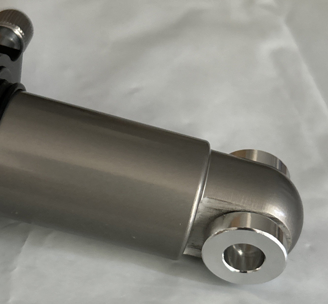 KIND SHOCK EXAForm 588RL Dual Air Rear Shock with Lockout, 165X38mm