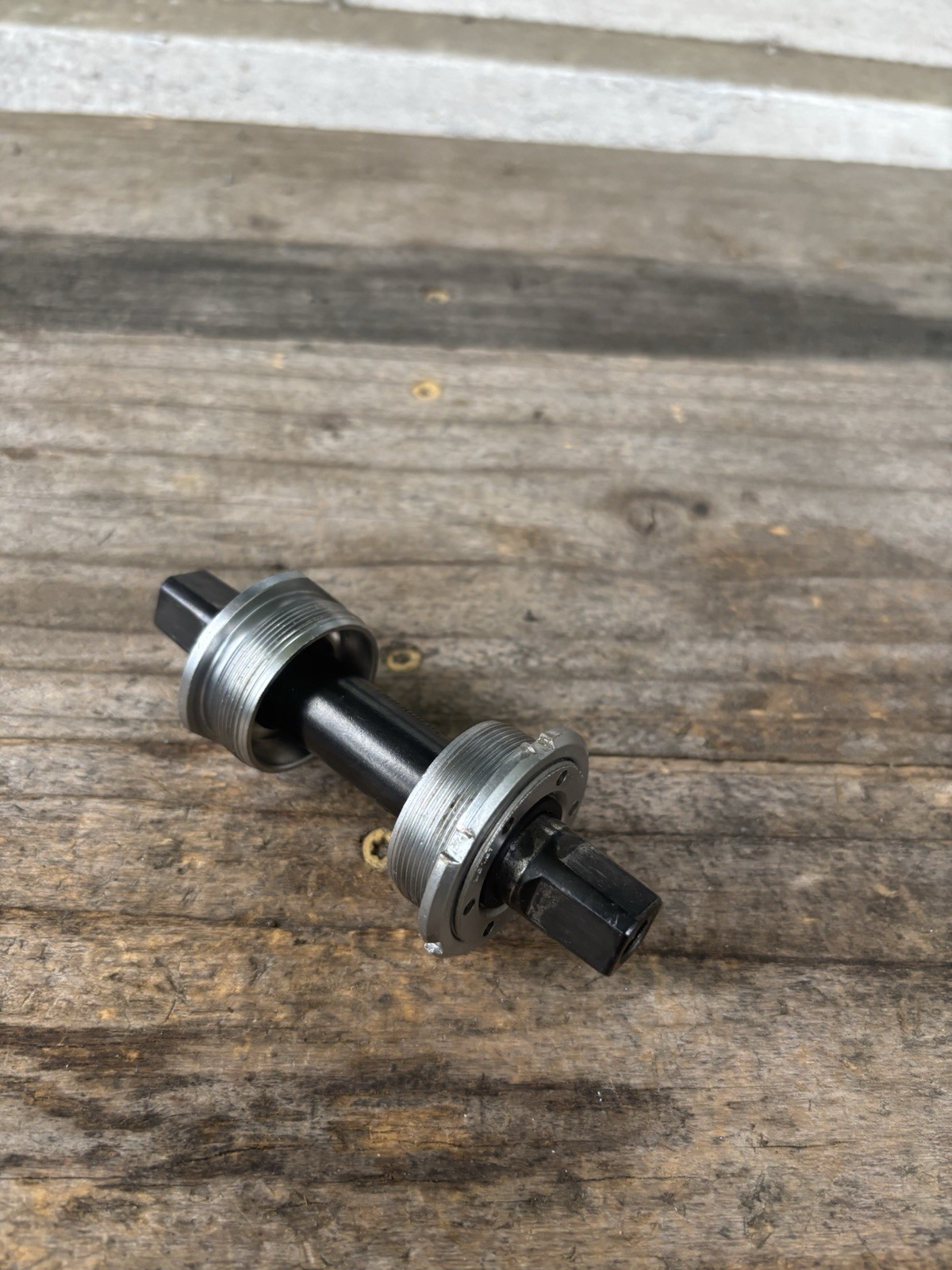 Vintage Shimano Cr-mo 68mm x 113mm BB Road Bike Bottom Bracket