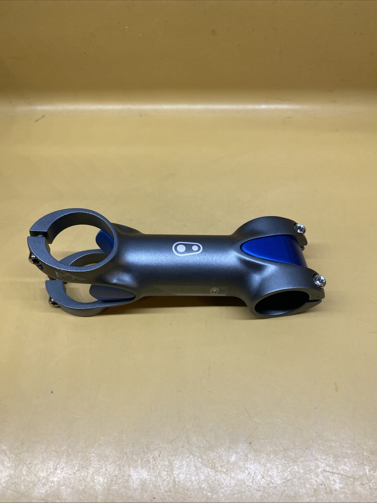 Iron/Blue Crankbrothers Cobalt 3 XC 100mm x 31.8 x 6* x 1-1/8i” Threadless Stem