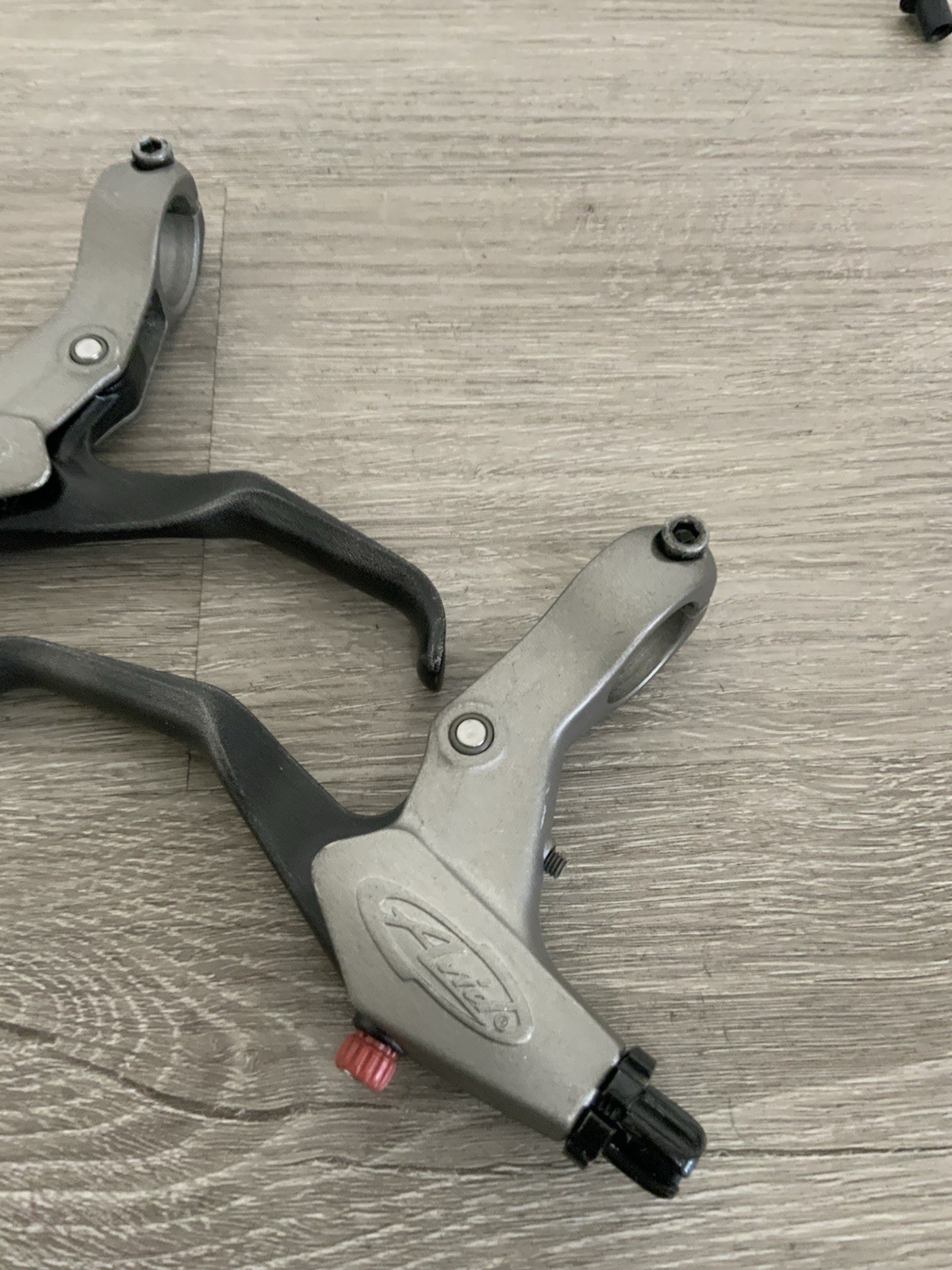 AVID SPEED DIAL BRAKE LEVERS SET OF (2) 22.2 MM CLAMP GRAY