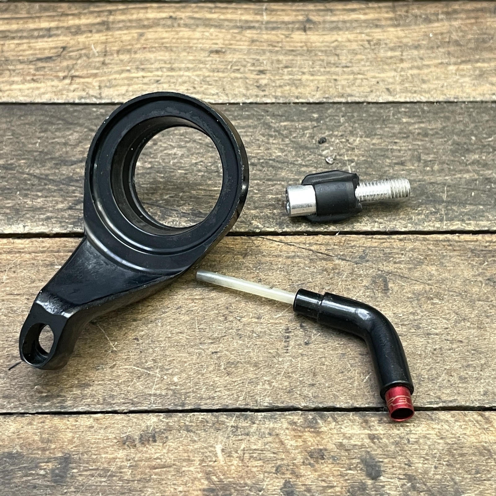 FSA V-Brake Cable Hanger Noodle Front Linear Pull Black 28.6mm 40mm MTB Bike