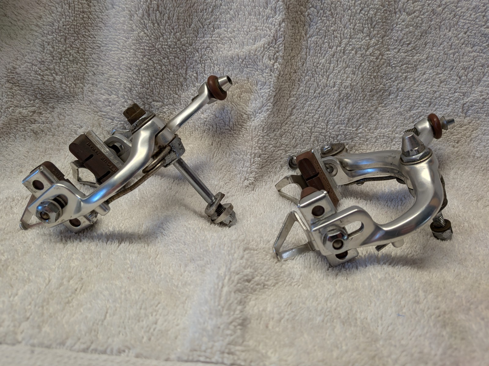 Suntour Superbe 4700 Caliper Brakes Brakeset Brake Calipers Road Bike Used
