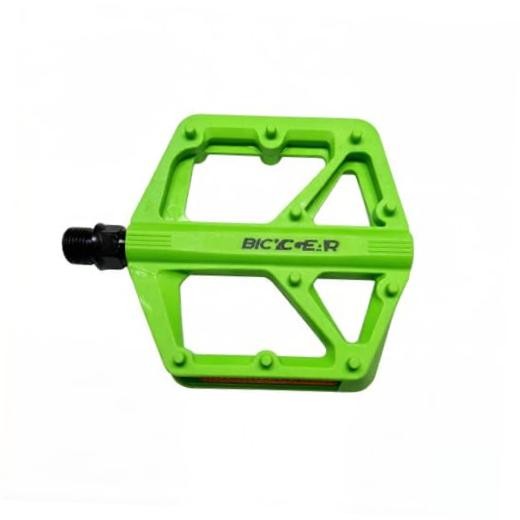 Bike Pedals Flat, 4.1 inches Wide & 0.6lb Lightweight Nylon Bicycle Green