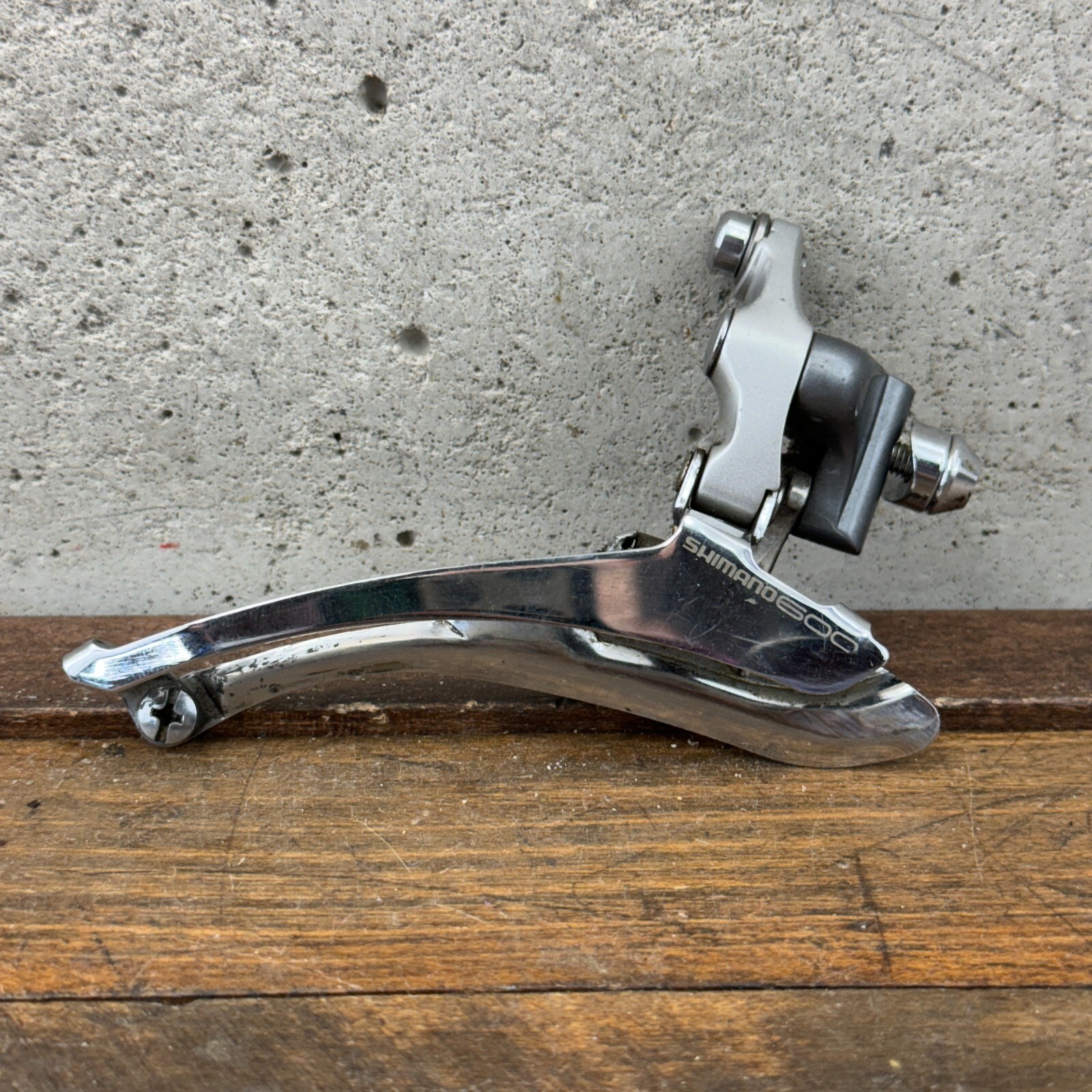 Vintage Shimano 600 FD-6401 Tri Color Front Derailleur Bottom Pull Braze On B1
