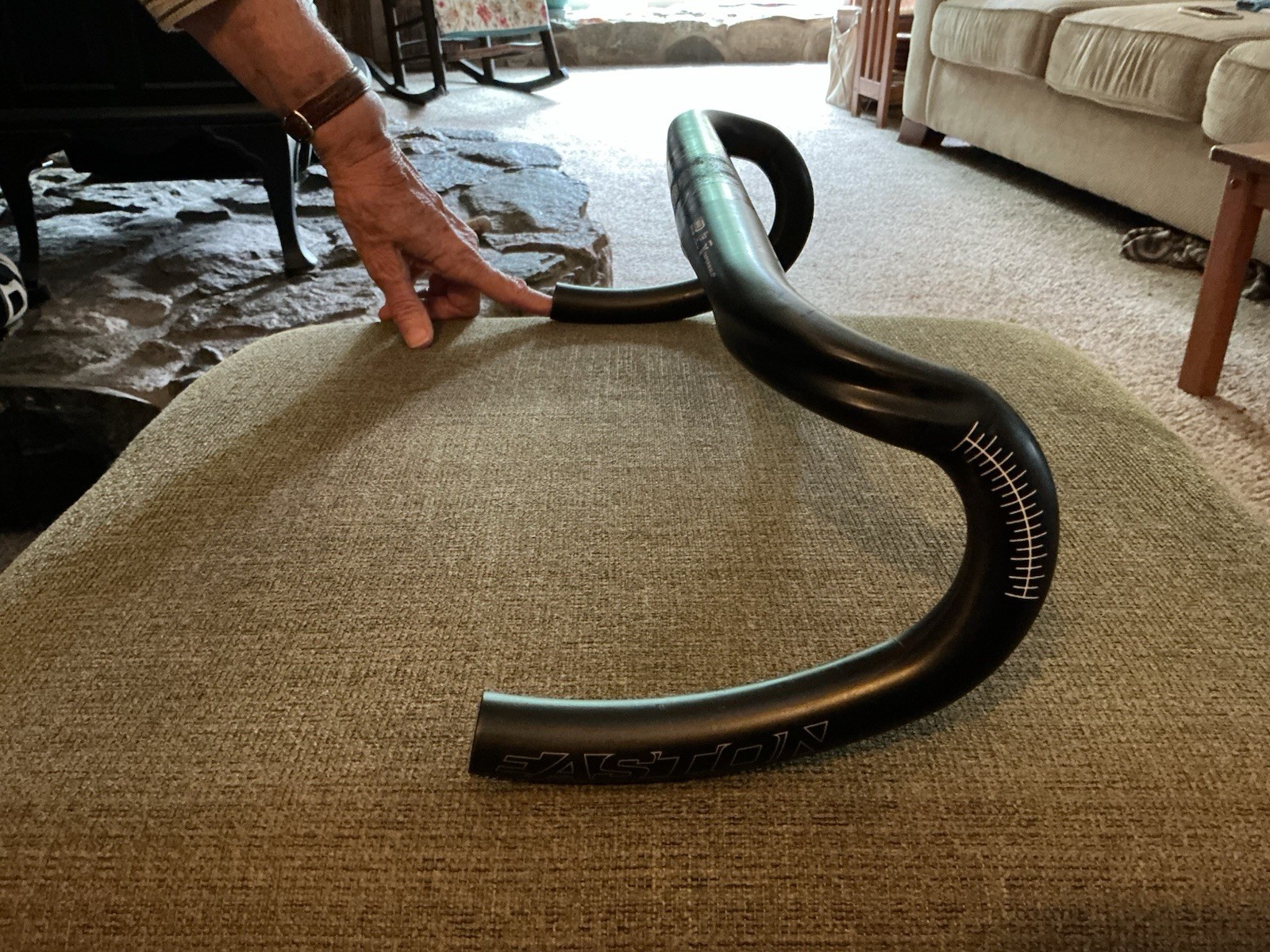 Easton EC90 SLX Carbon handlebar, 40 Cm . I Only Ship To The Cont. USA.