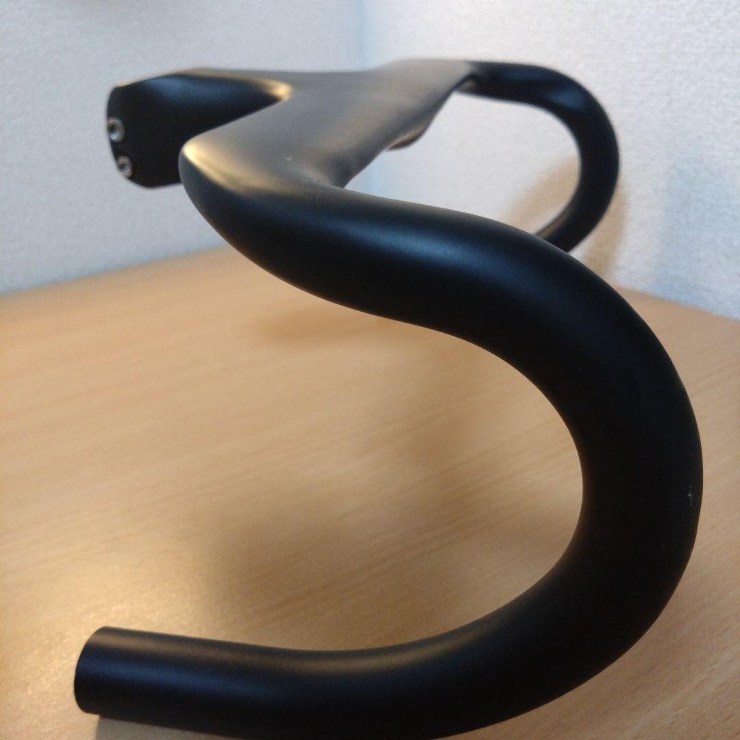Integrated carbon aero handlebar 360mm