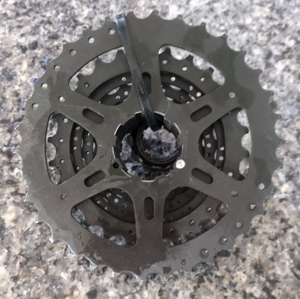 Shimano Altus CS-HG31 8 Speed Cassette Mountain Bike Sprocket Cassette 11-34t
