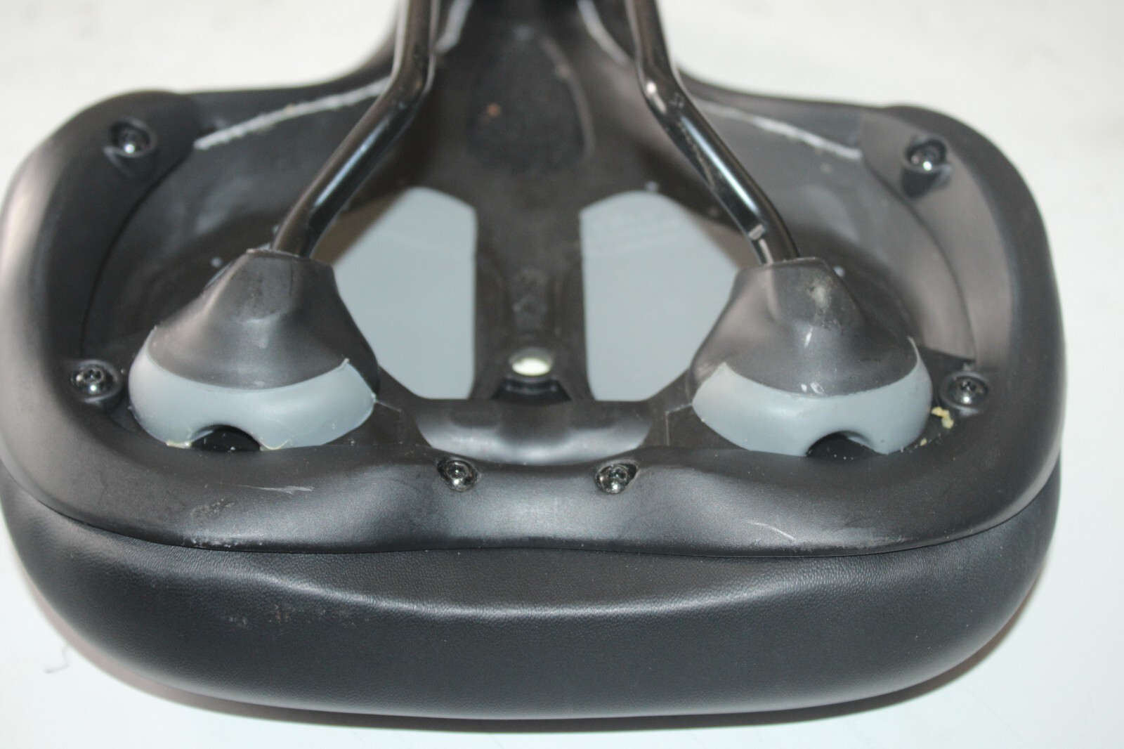 Velo City Hybrid Bike Saddle 265 / 195mm E Bike Ergo Black Comfort Hybrid MTB