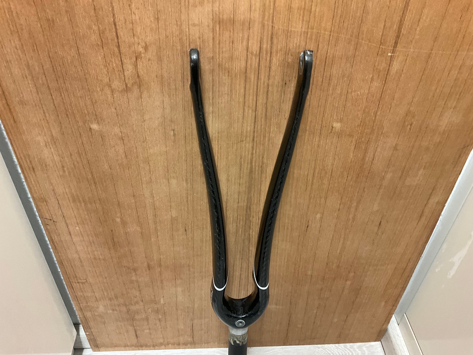 Nice Kuota Pure Carbon Fork / Forks 1 1/8″ 700c Low Miles 365gr. steerer 211mm