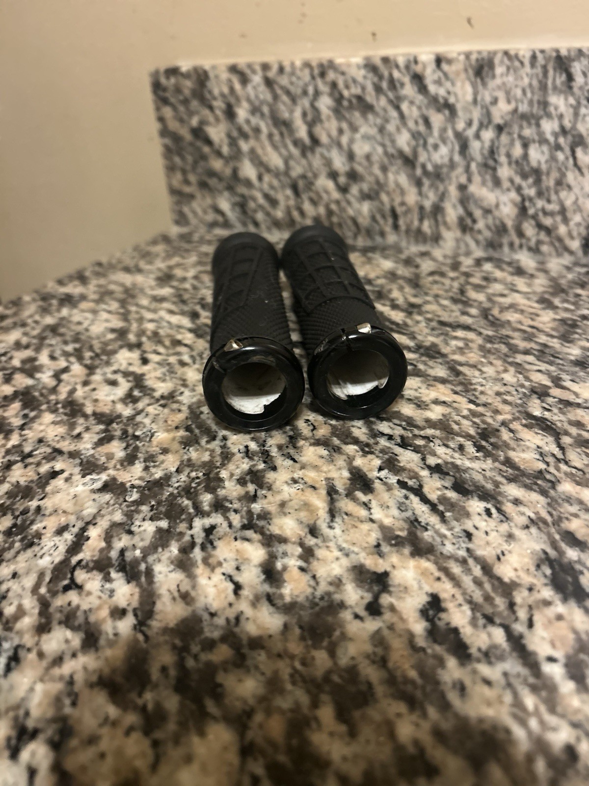 Bicycle Handlebar Grips Pair, Black Rubber Standard Grip, Universal Fit (2)