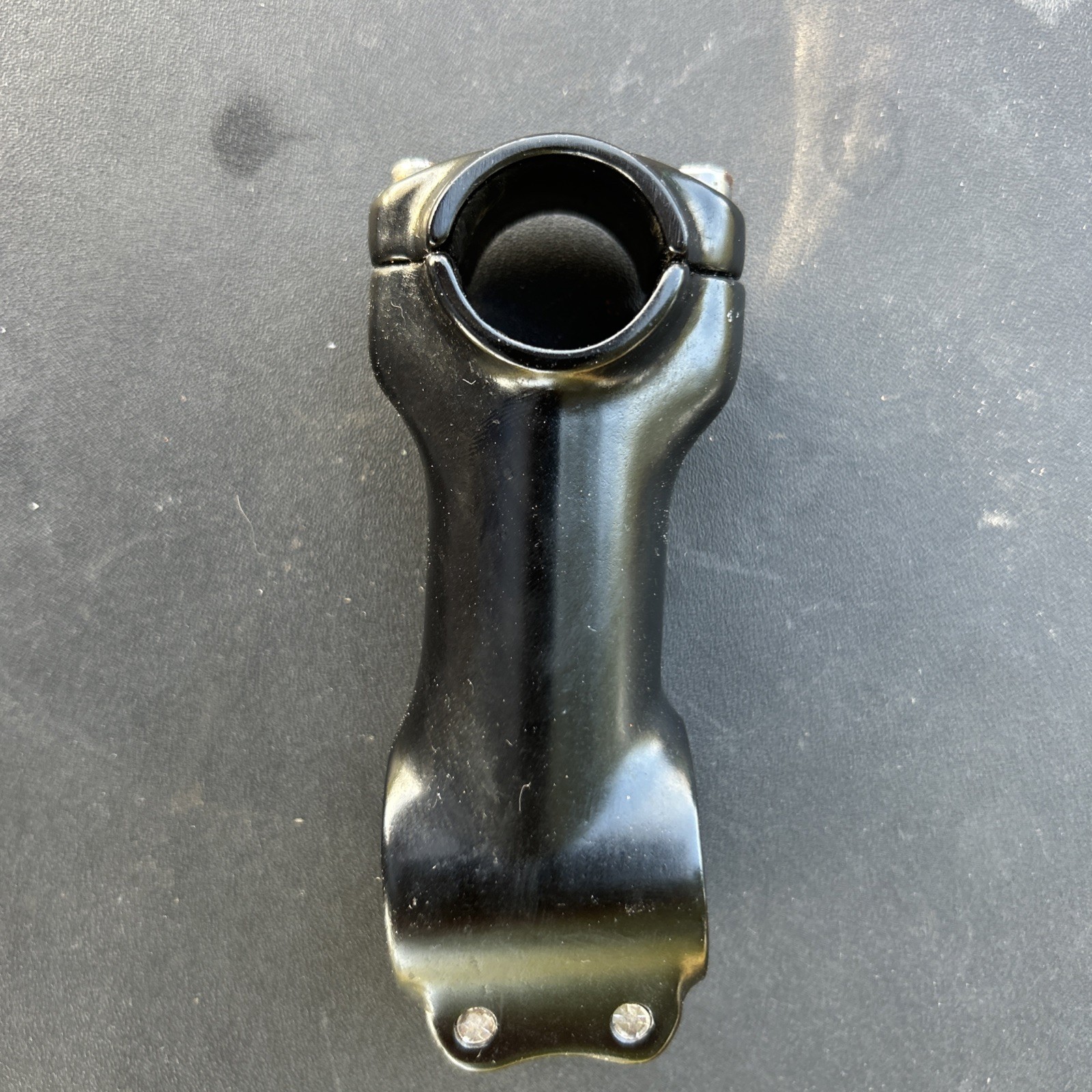 Kona 1-1/8” threadless Stem 25.4mm Kona Logo On Faceplate Black