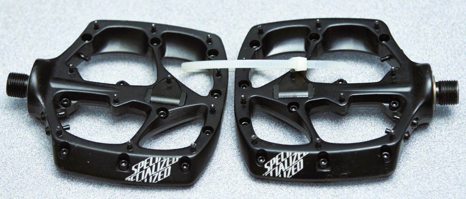 Specialized Boomslang Flat/Platform Pedals, Black