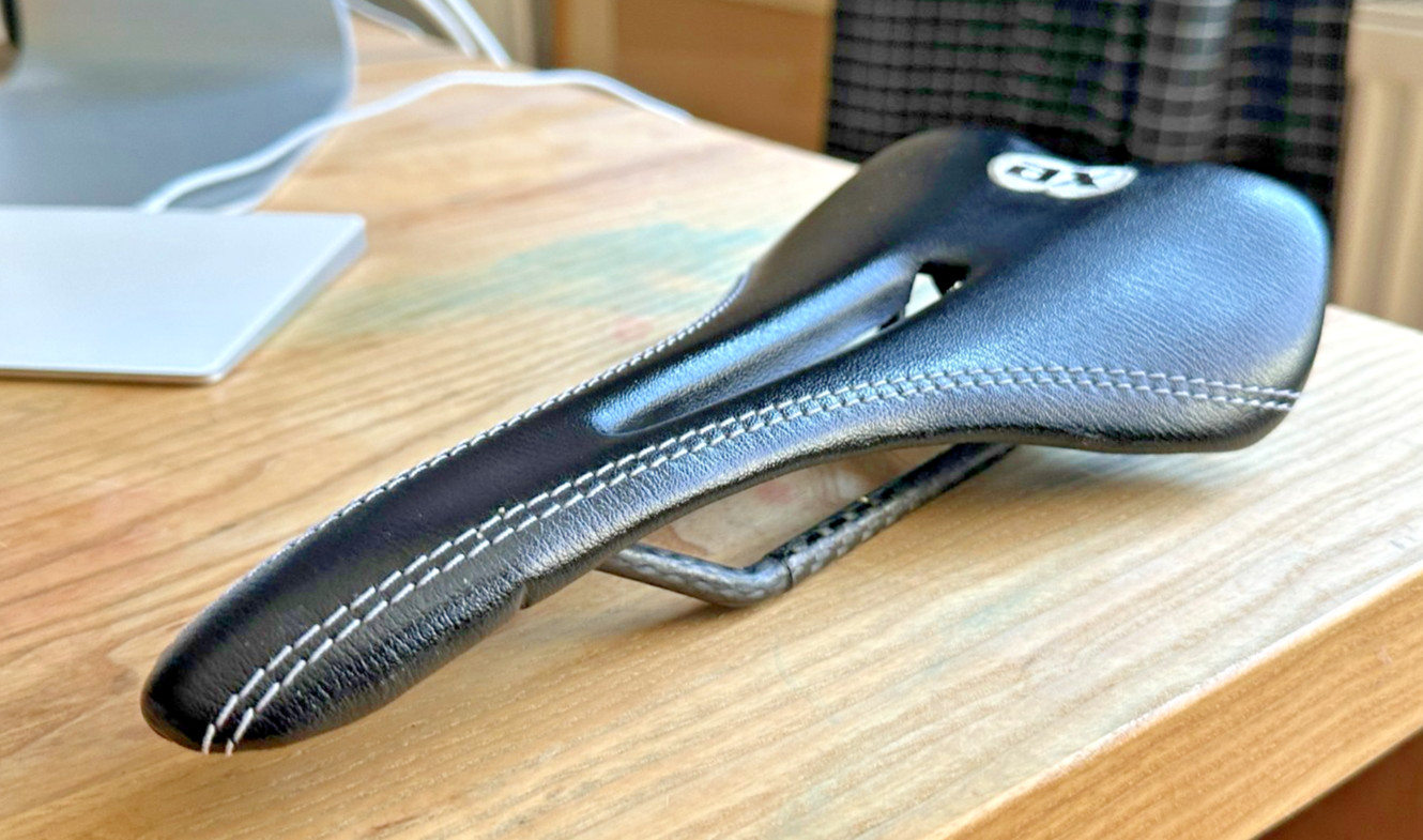 AX-Lightness Leaf Plus 3K Saddle Carbon Fiber Road Bike Ultra Light