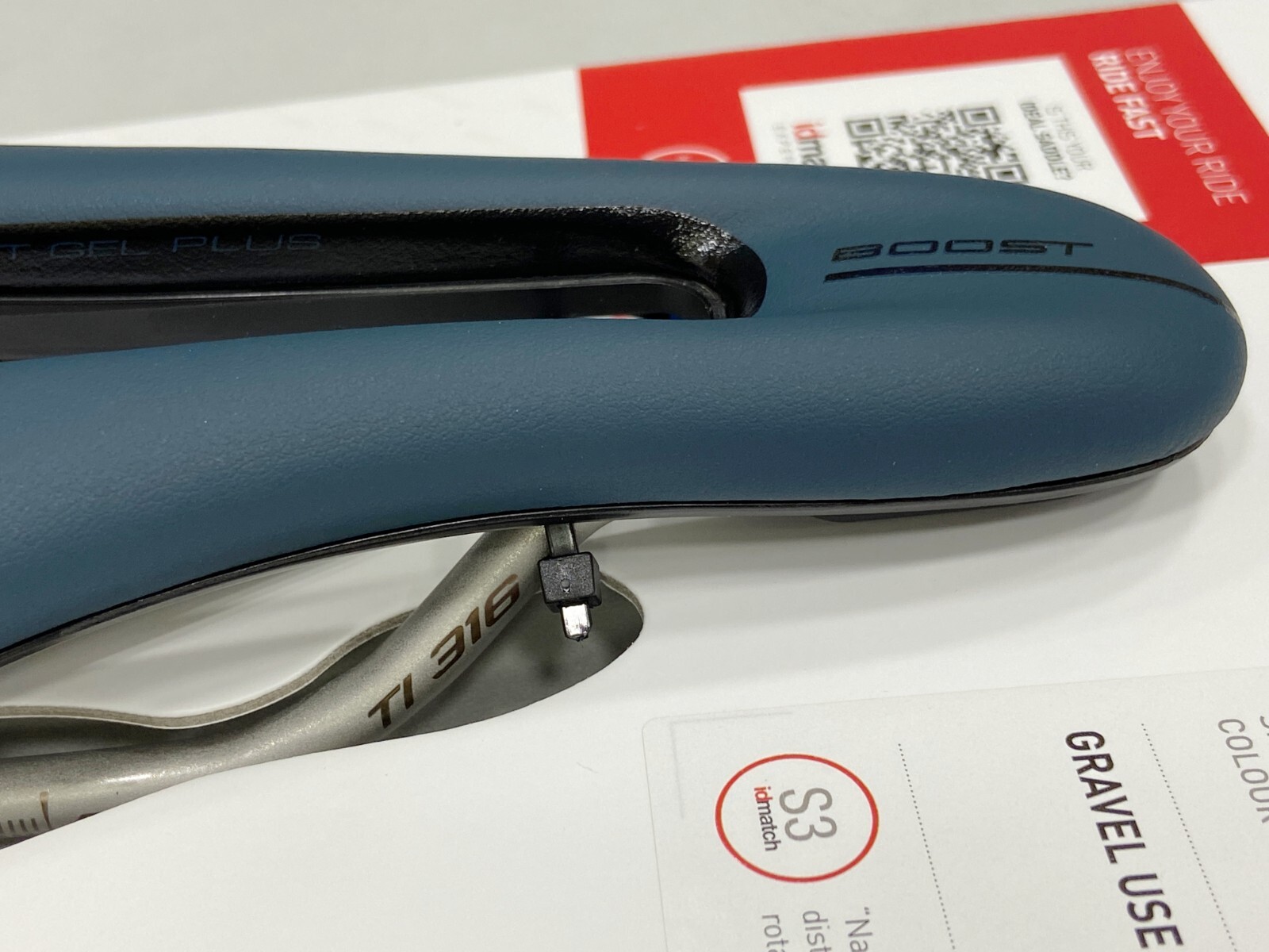 Selle Italia SLR Boost Gravel Ti316 Superflow S3 (130x248mm) Saddle (Blue)