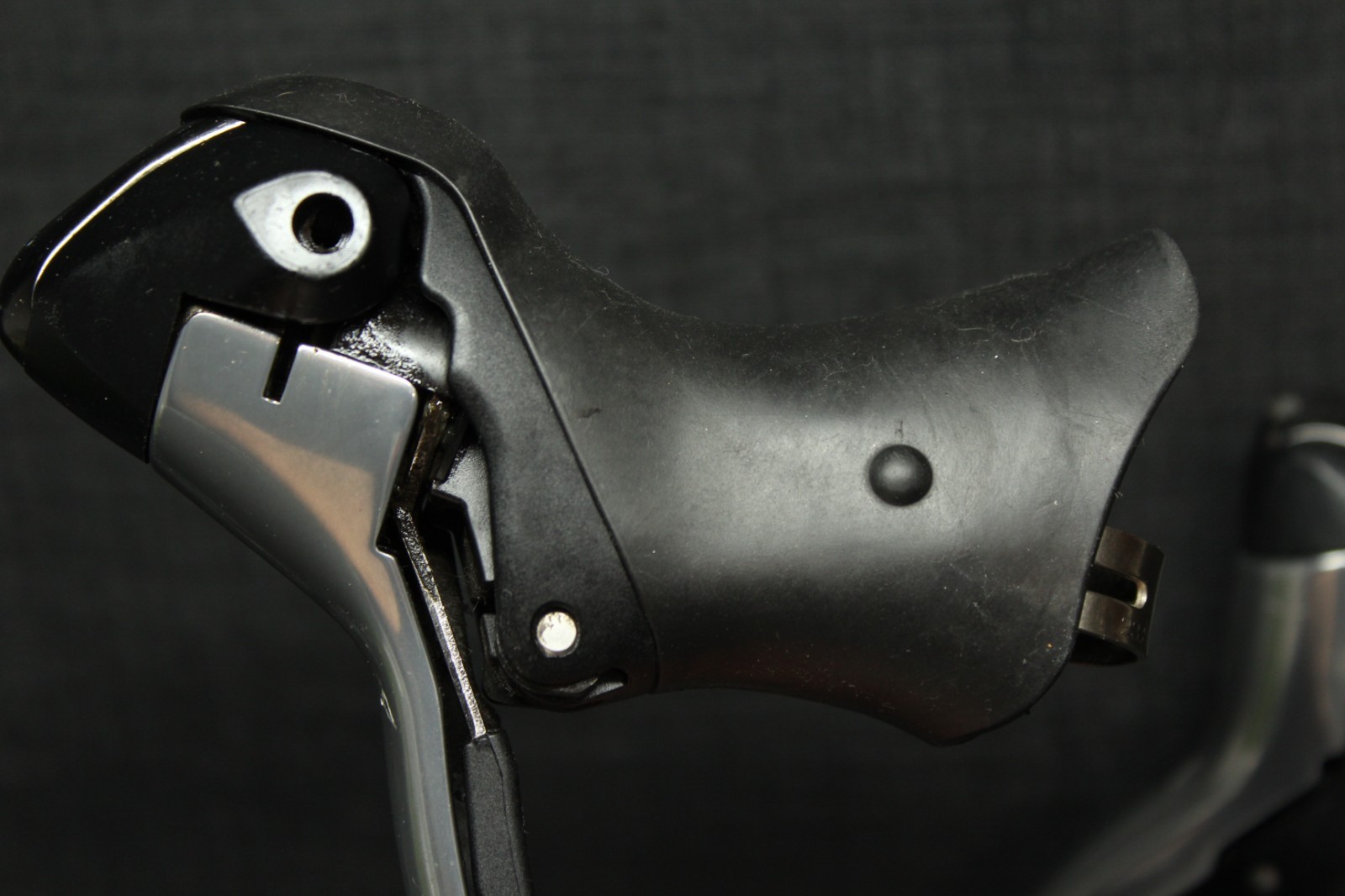 Vintage SHIMANO 105 ST-5600 , 2/3 x 10 speed Road bike Shifters, brake levers.