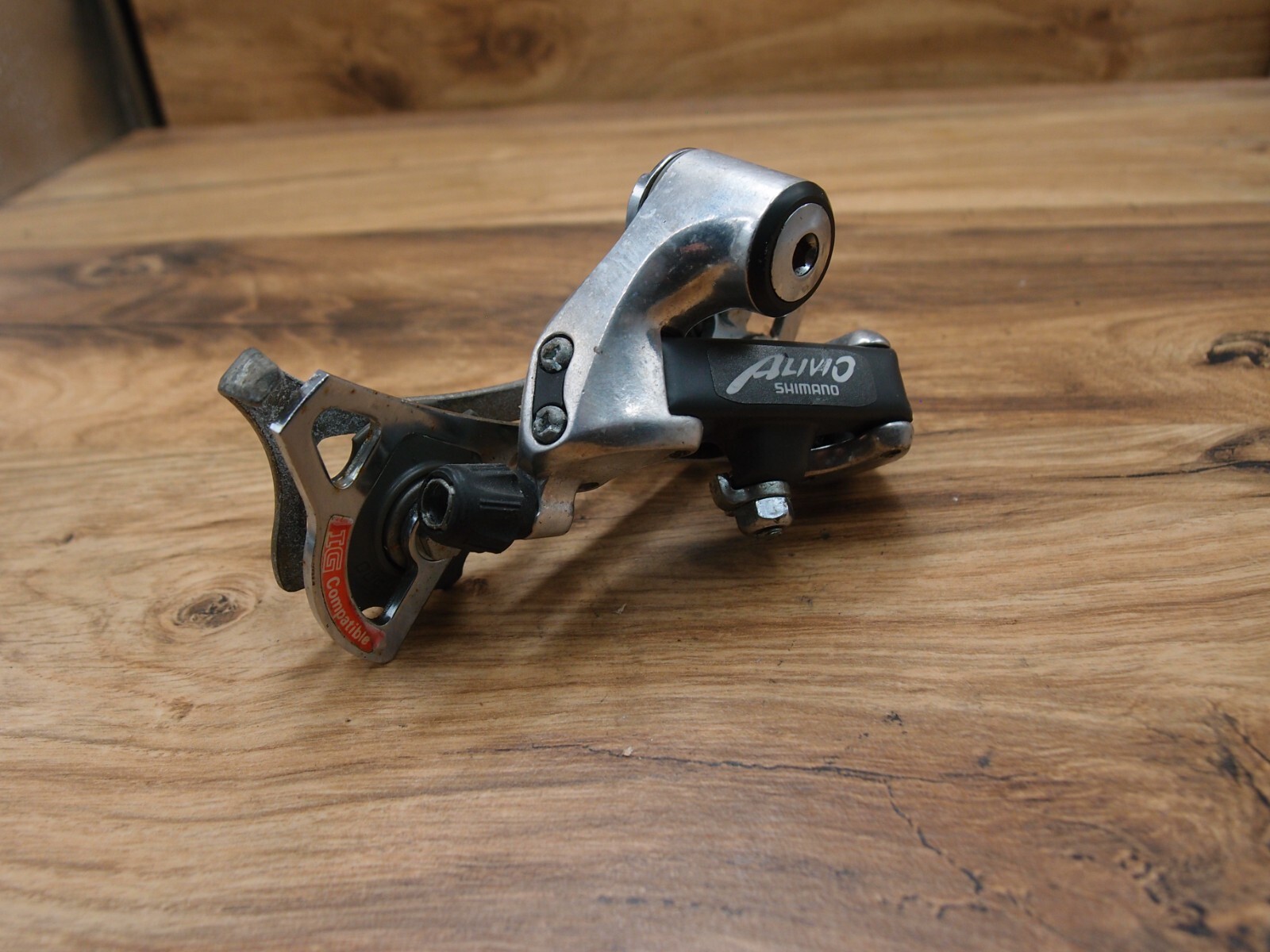 1994 rear derailleur Shimano Alivio RD-MC12 VIA Japan mid cage 7 speed
