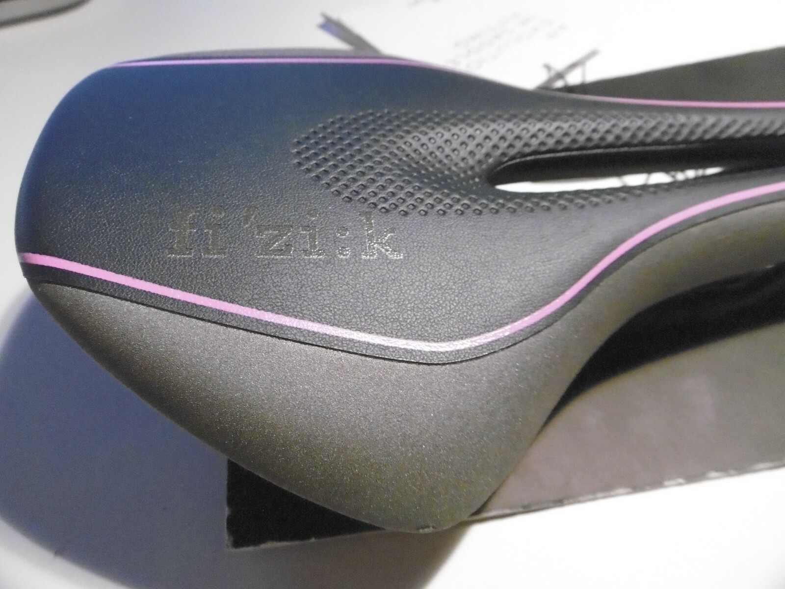 Fizik Luce Carbon Braided Womens Saddles Large 156mm 185g New