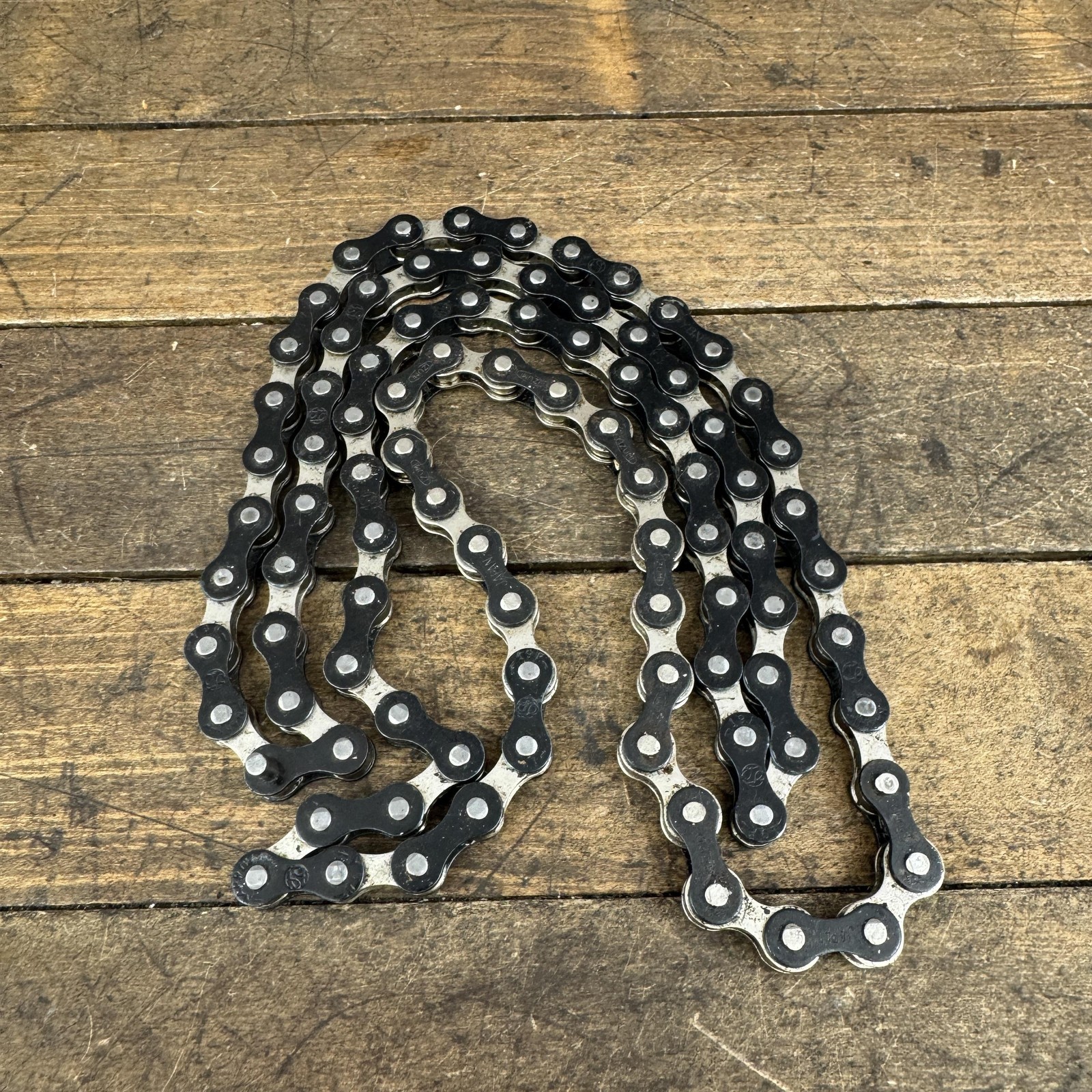 Izumi BMX Bicycle Chain 84 Links Black Japan Single Speed Steel 290g BMX Used