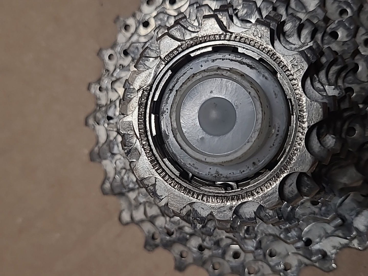 Shimano hyperglide Cs-5600 40 N.m HG 10 Speed Bicycle Cassette Sprocket