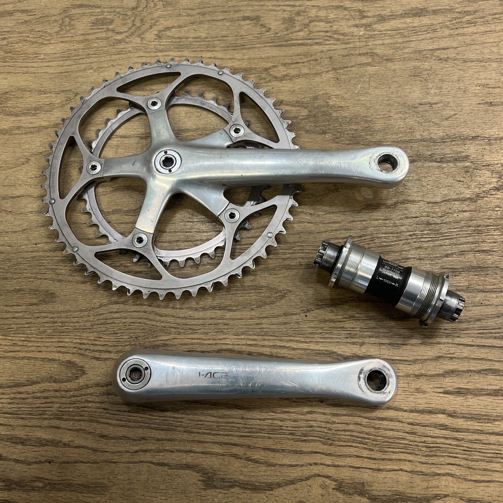 Shimano Dura Ace Crankset FC-7700 172.5mm 53/39 Double 130 BCD w/ BB-7700
