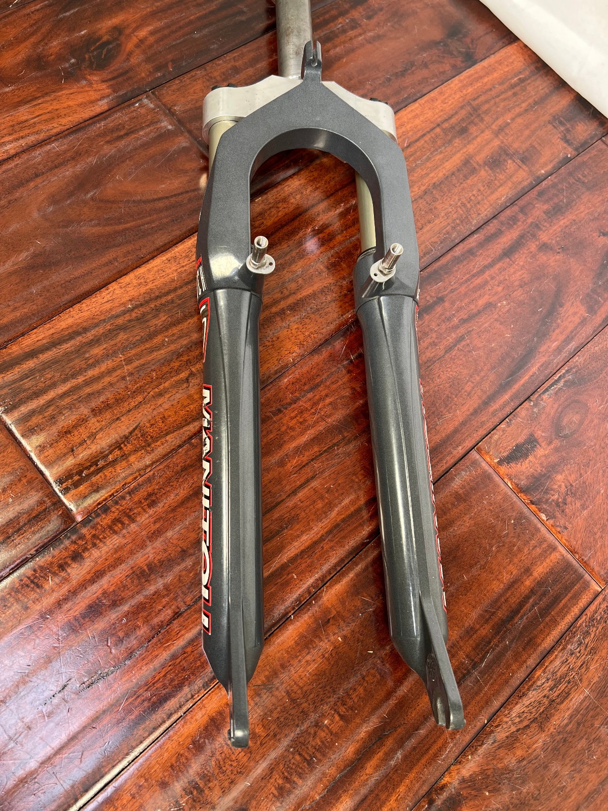 Vintage Manitou Mach 5 Pro XC Suspension Fork 1-1/8 V-Brake 26in Retro MTB