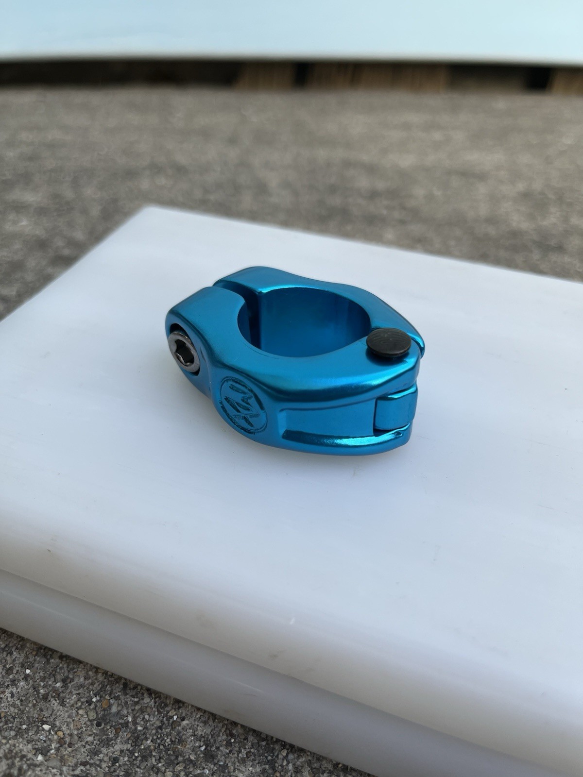 DIA-COMPE MX 1500 HINGED SEAT POST CLAMP 25.4mm (1″) Teal New Bmx