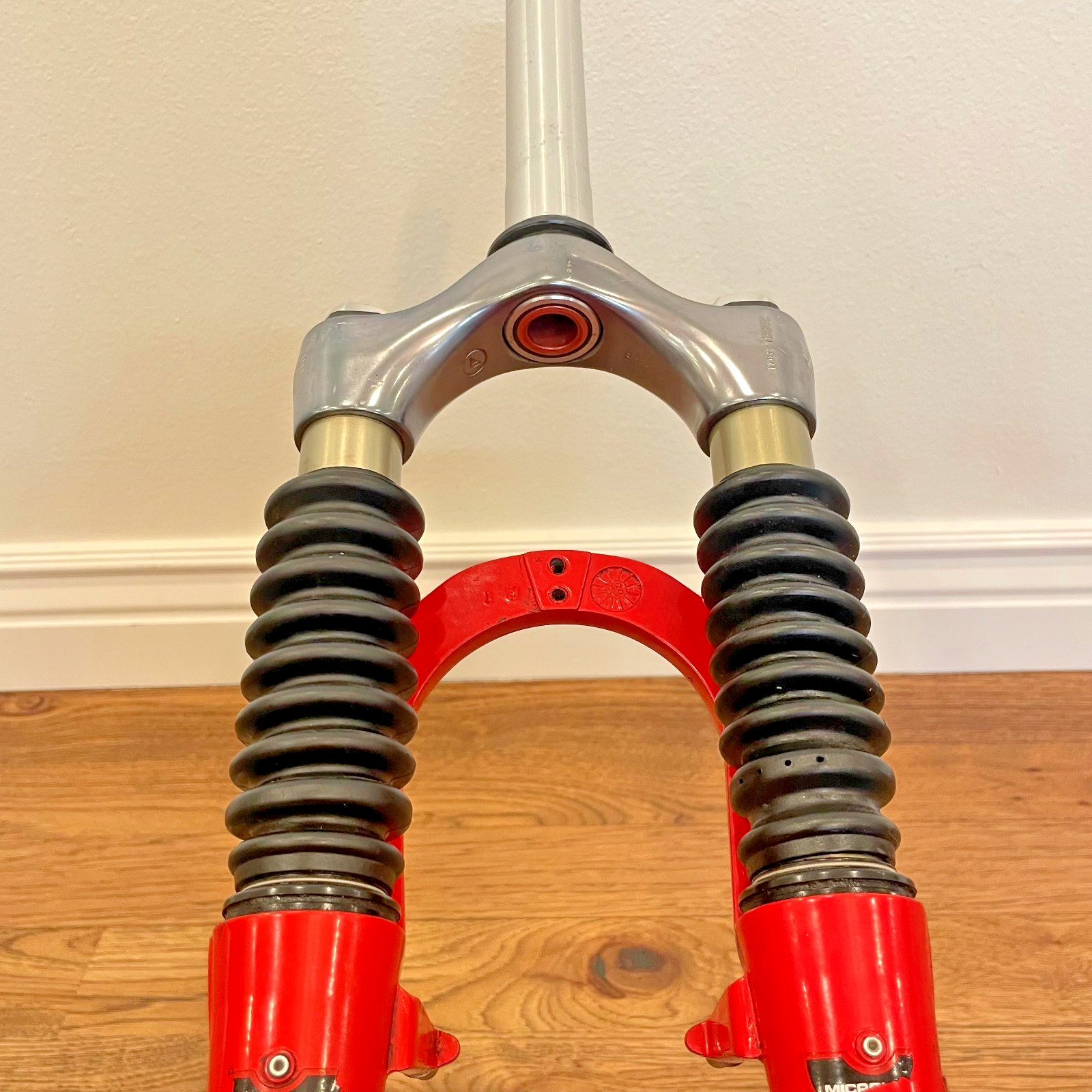 Manitou Xvert Super Suspension Fork Rim Disc Brake 1 1/8 Threadless X-Vert