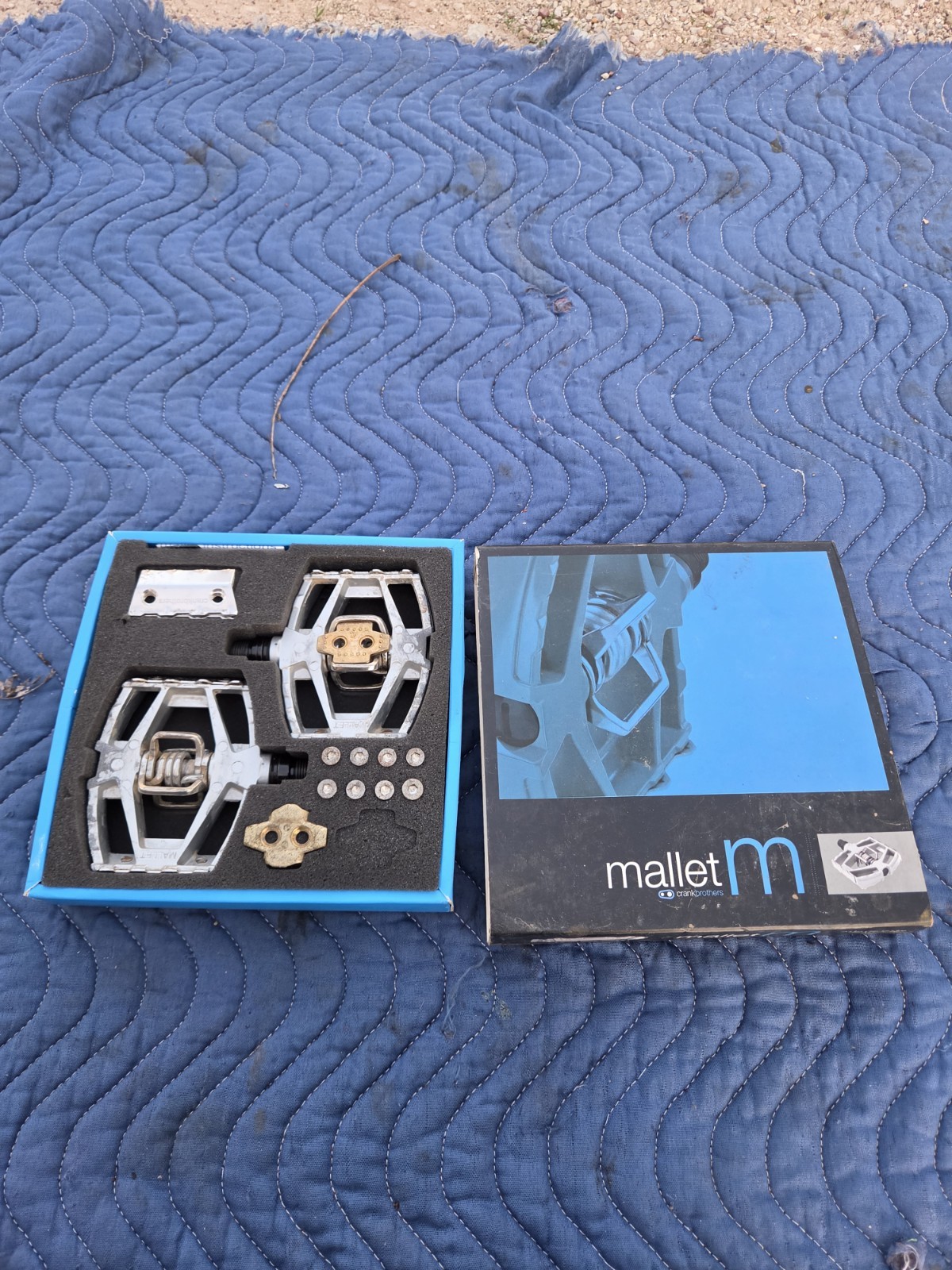 CRANK BROTHERS MALLET M PLATFORM PEDALS WITH CLEATS SILVER Used With BOX 9/16″
