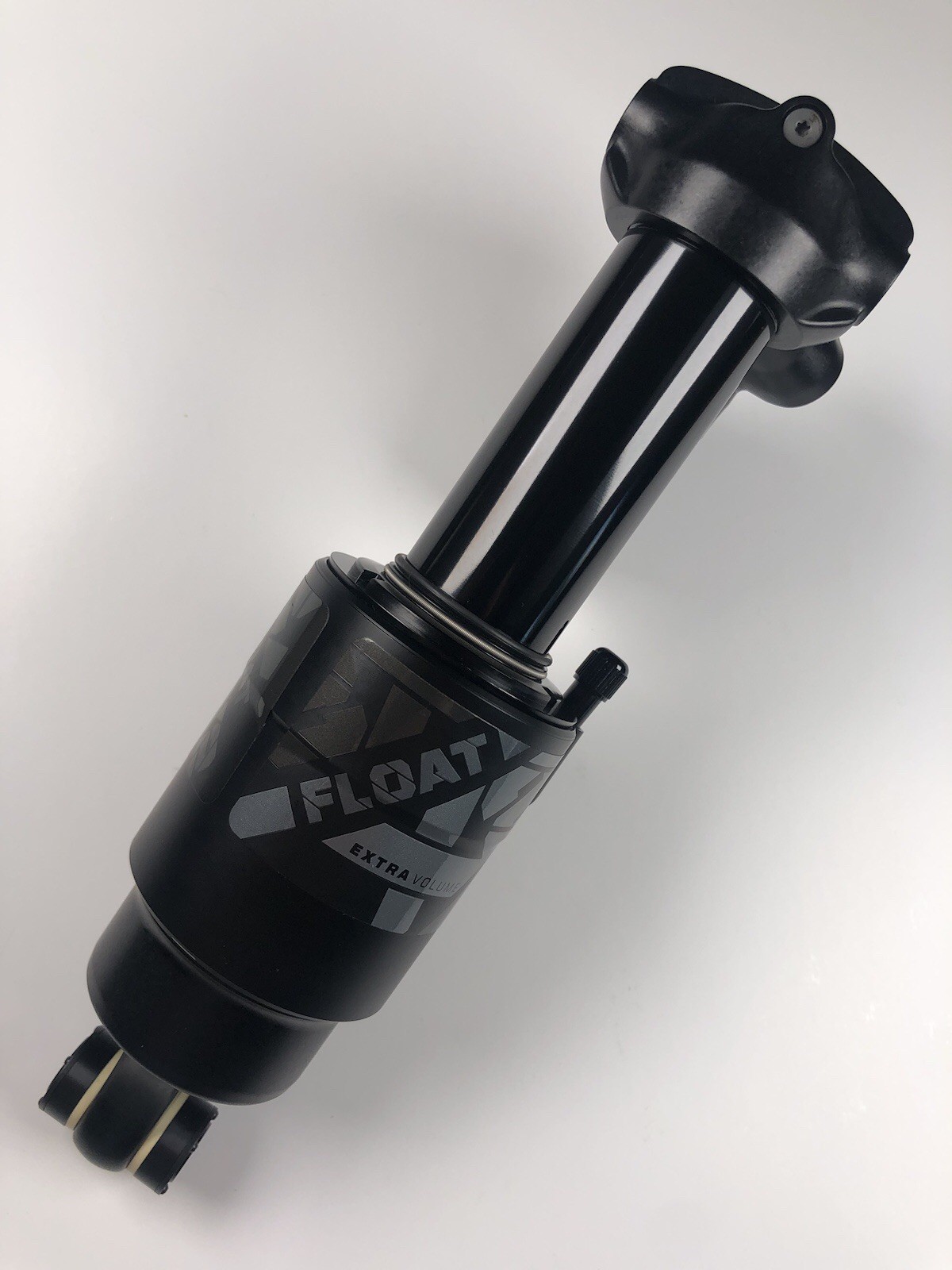 FOX Float X2 Performance Series Air Shock, 2-Pos. 205 x 65 Trunnion, NEW!!