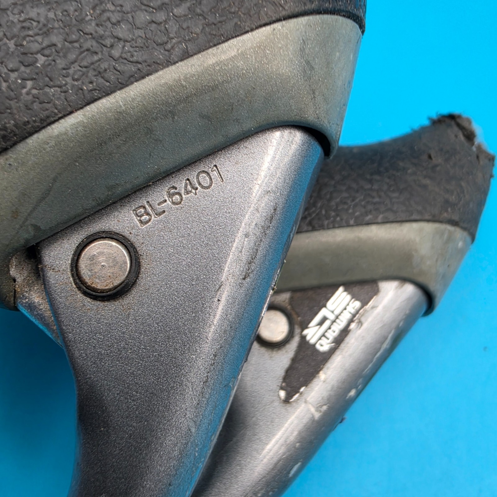 Shimano 600 Tricolor (Ultegra) 6400 Series Caliper Brake Set & Brake Levers f1