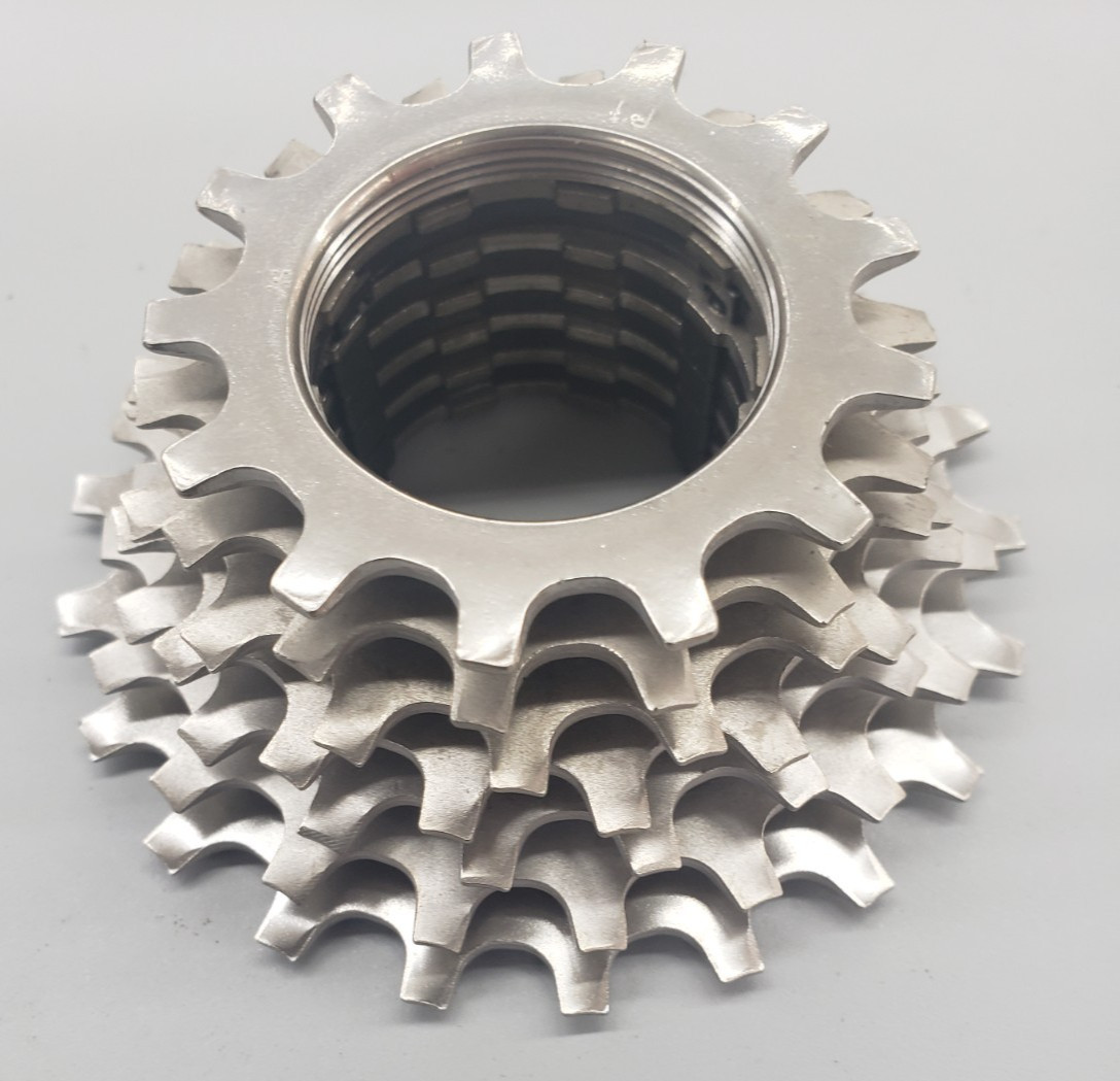 NOS Vintage Shimano 600 Ultegra Tri Color 7 speed Cassette 13t-21t