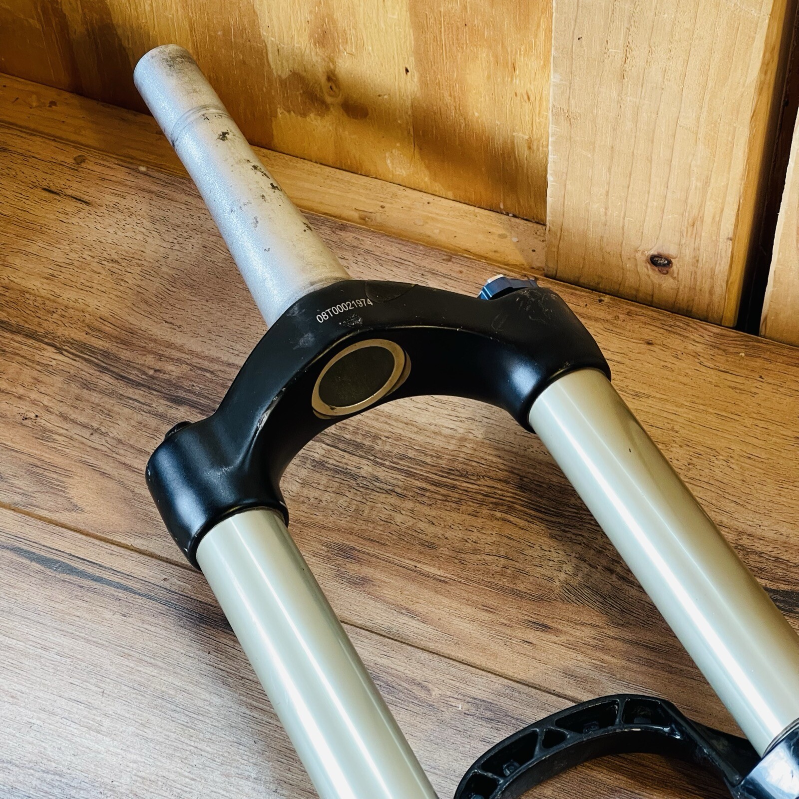 Rock Shox Lyrik RC2 Suspension Fork 26 168 Tapered Steerer 170mm Travel