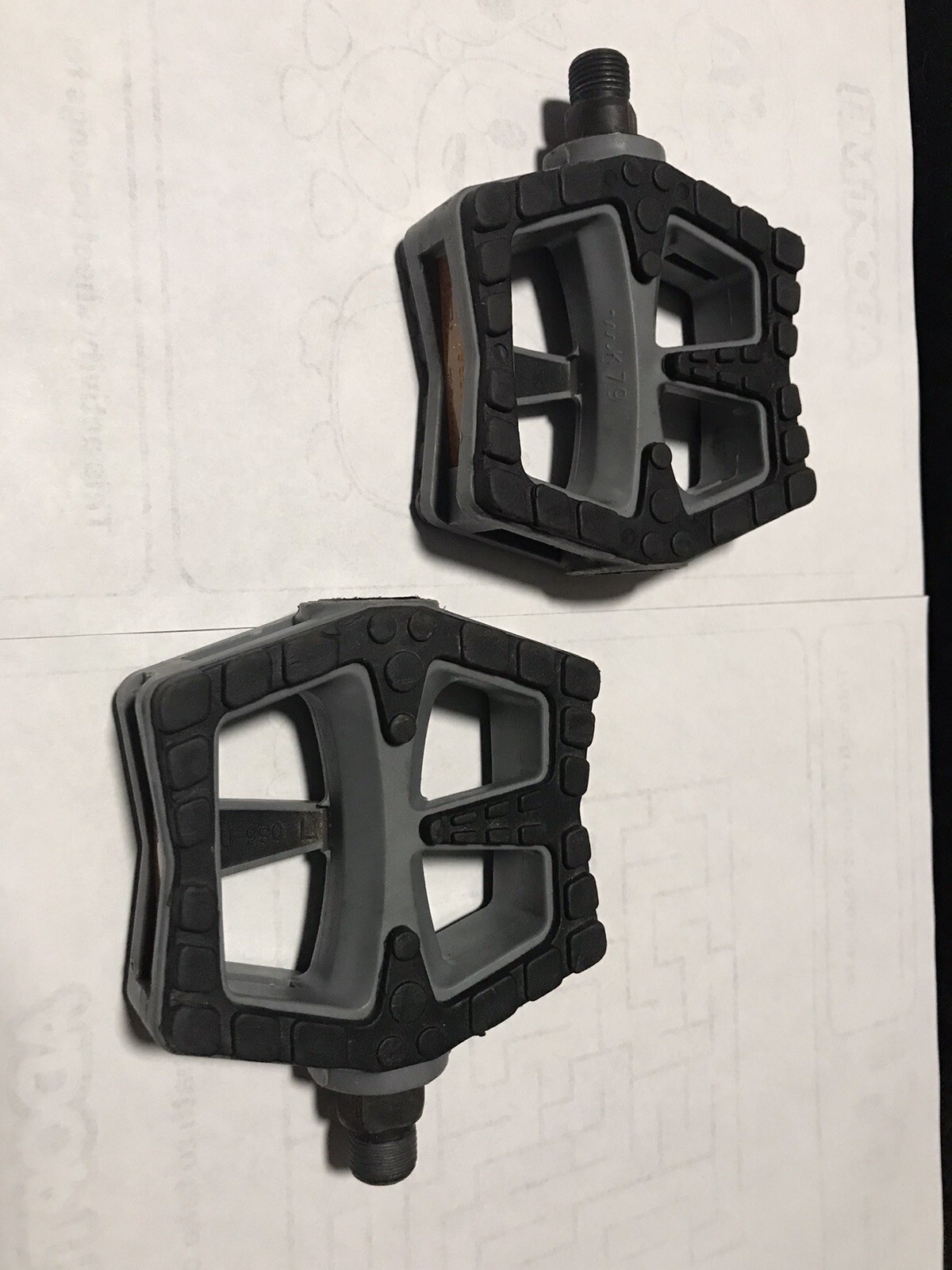 Wellgo K79 Nylon Bicycle Platform Pedals 9/16 Flats MTB BMX City Rubber Grip