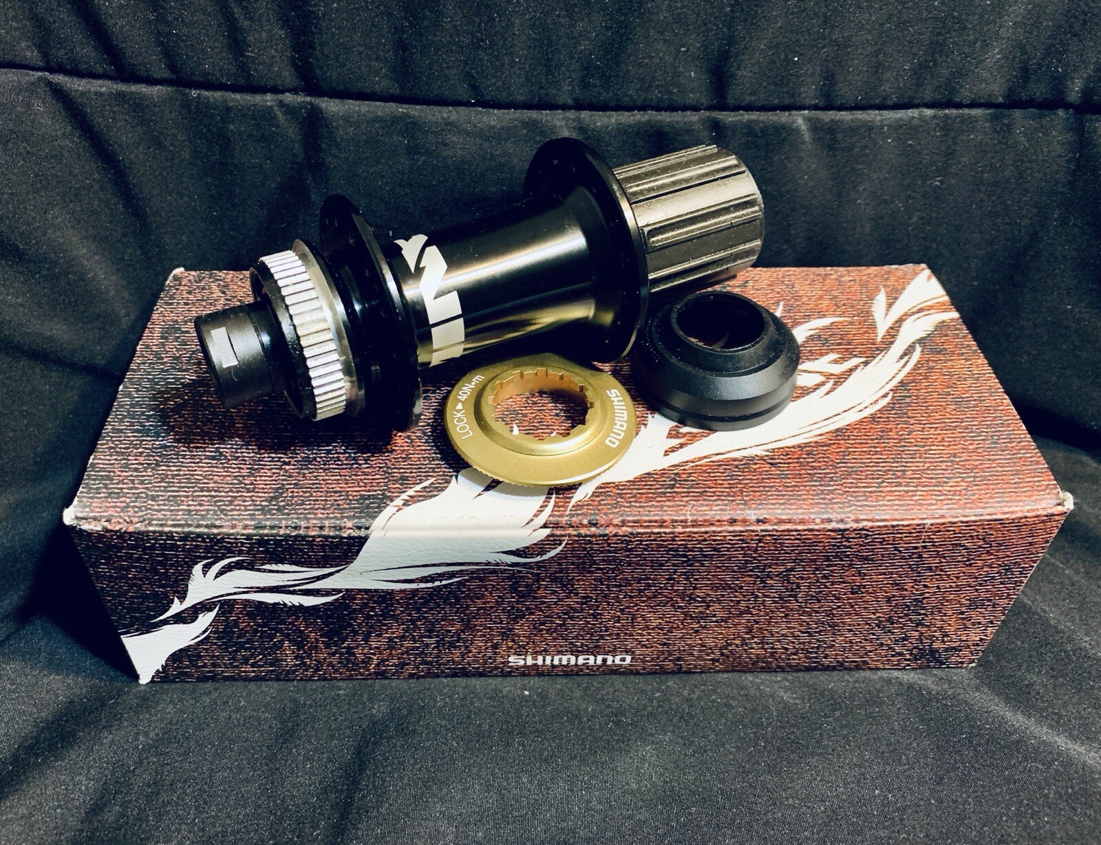 Shimano Saint 32h Hubs Front HB-M820 20x110mm Thru Axle & FH-M810 Rear 10x135mm