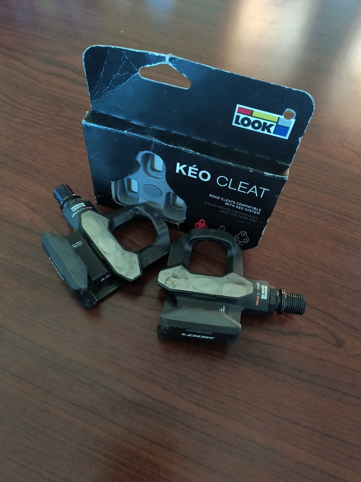 Look Keo Blade Carbon Clipless Road Pedals, 9/16″, Ti Axels, with New Cleats