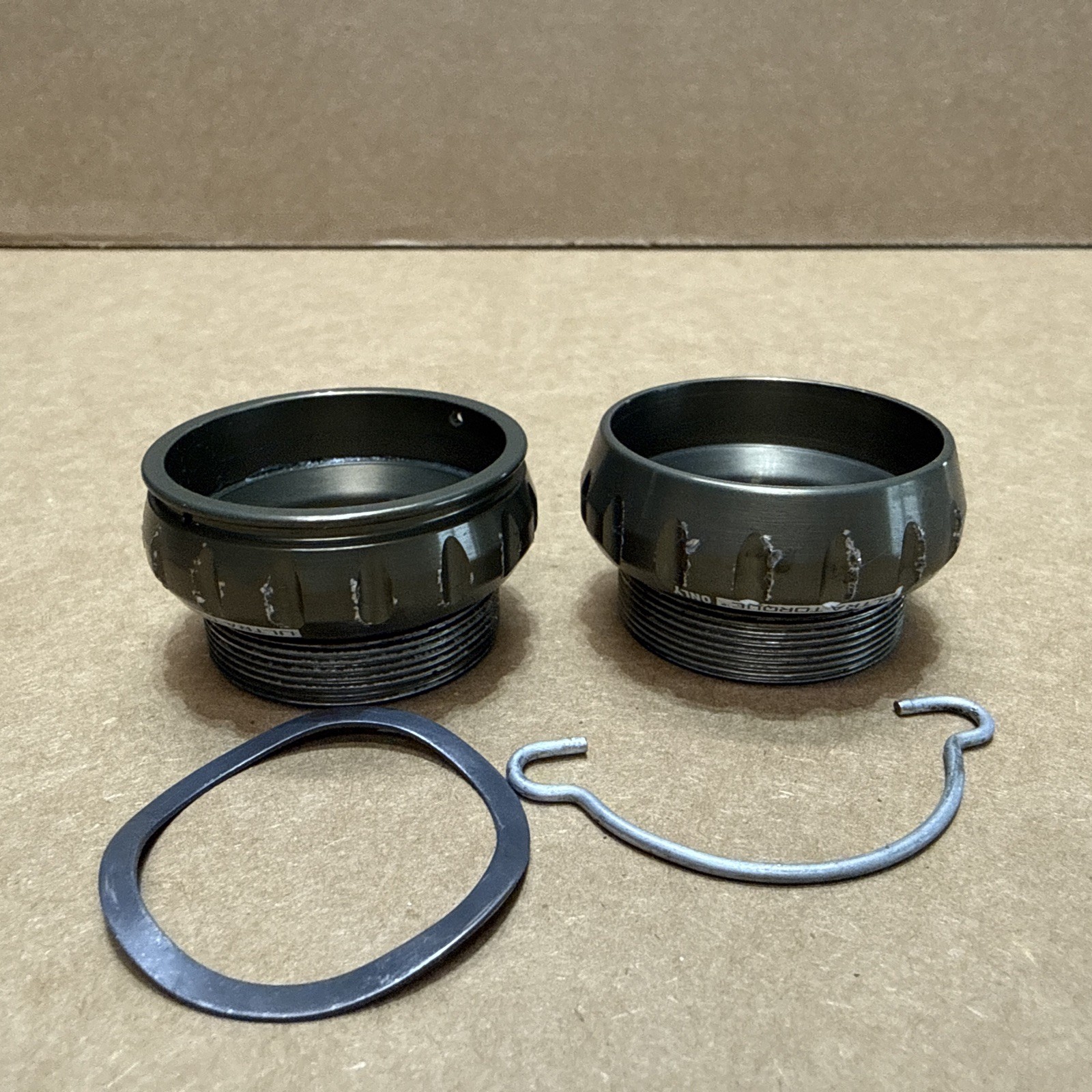 Campagnolo Record 68mm English Threaded Ultra Torque Bottom Bracket Cups bwc56