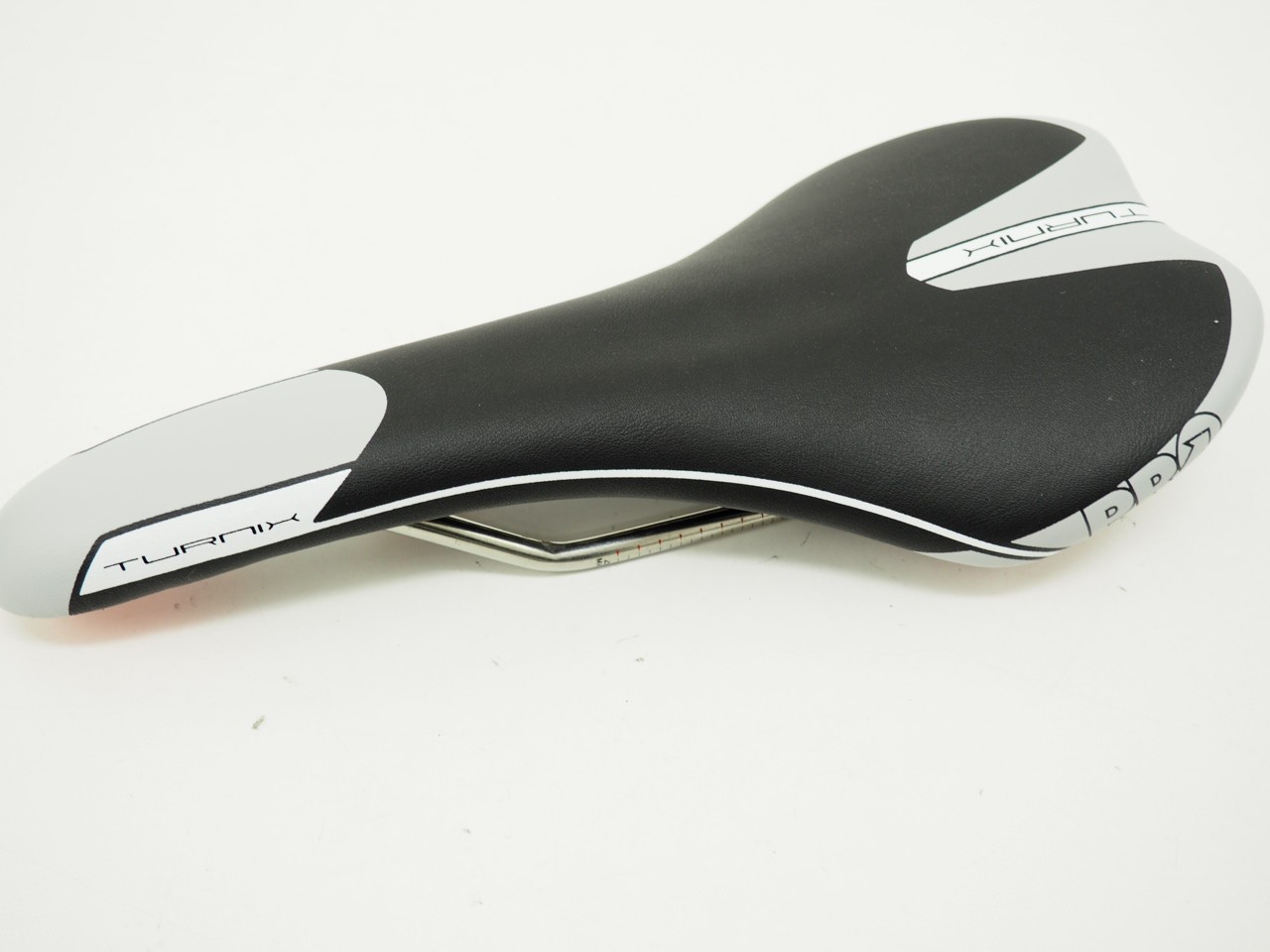 New! PRO Turnix Bicycle Saddle Carbon Base Ti Rail 132mm Width 210g MTB/Gravel