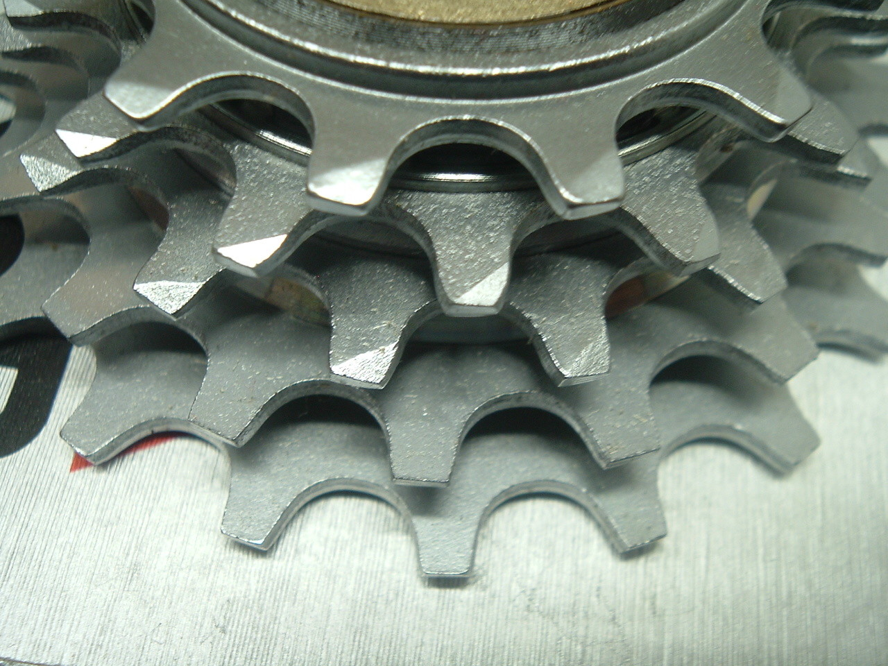 SunTour Winner Pro NEW / NOS 13T-19T 5-Speed Road Freewheel Vintage NIB +++