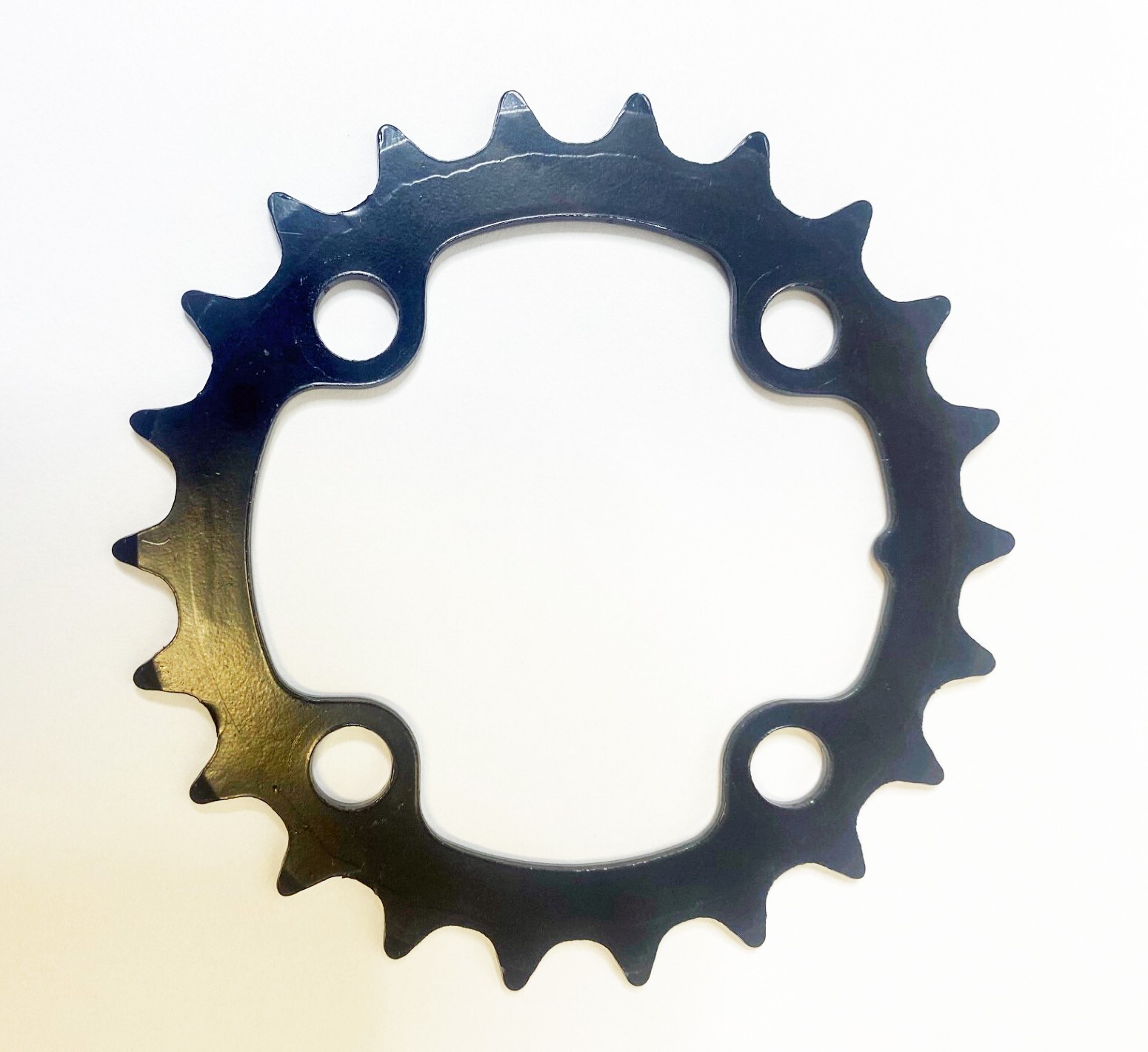 SR Suntour 582-22N 22-Tooth 64 BCD 4-Bolt 8/9/10-Speed Black Chainring – nos