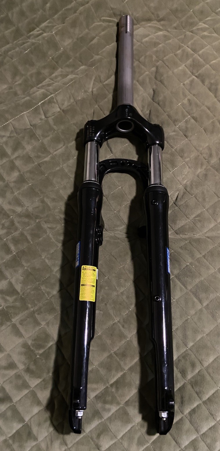 SR Suntour M3010 700c Suspension Black CE180120