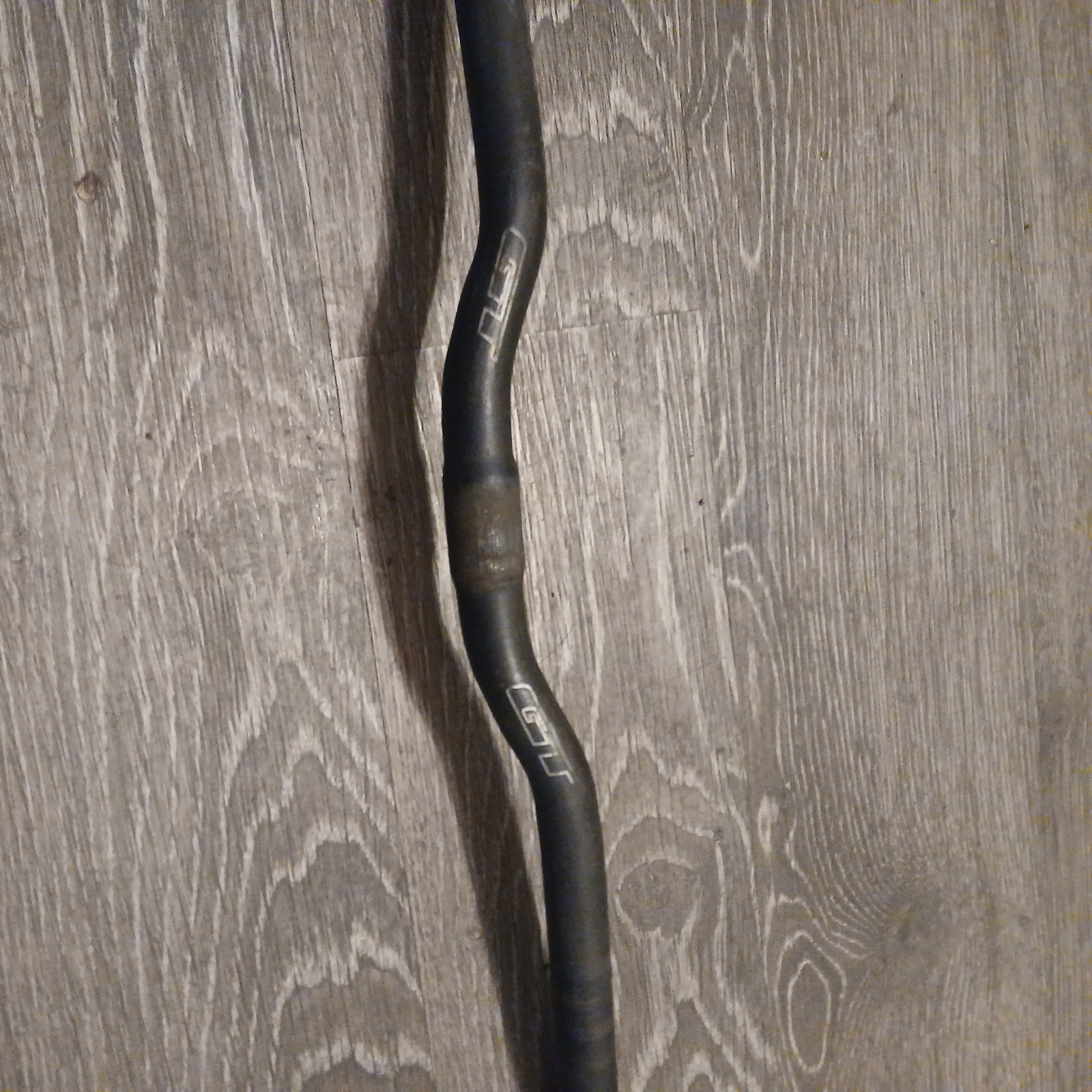 GT MTN bike Avalanche 6061 Handlebar Aluminum. 24.5 Inches Length.