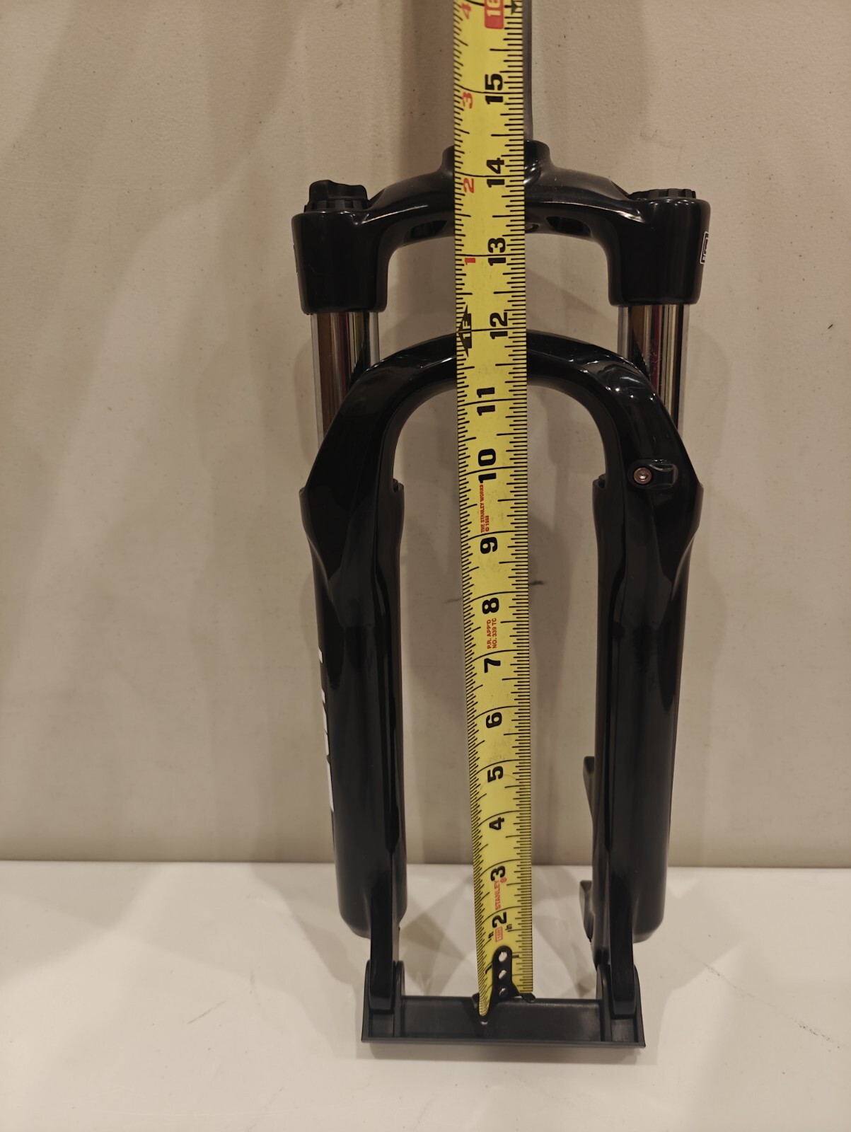 SR Suntour XCT JR-L 20 Suspension Fork: 20″, 1-1/8″ Threadless Steerer, 63mm Tra