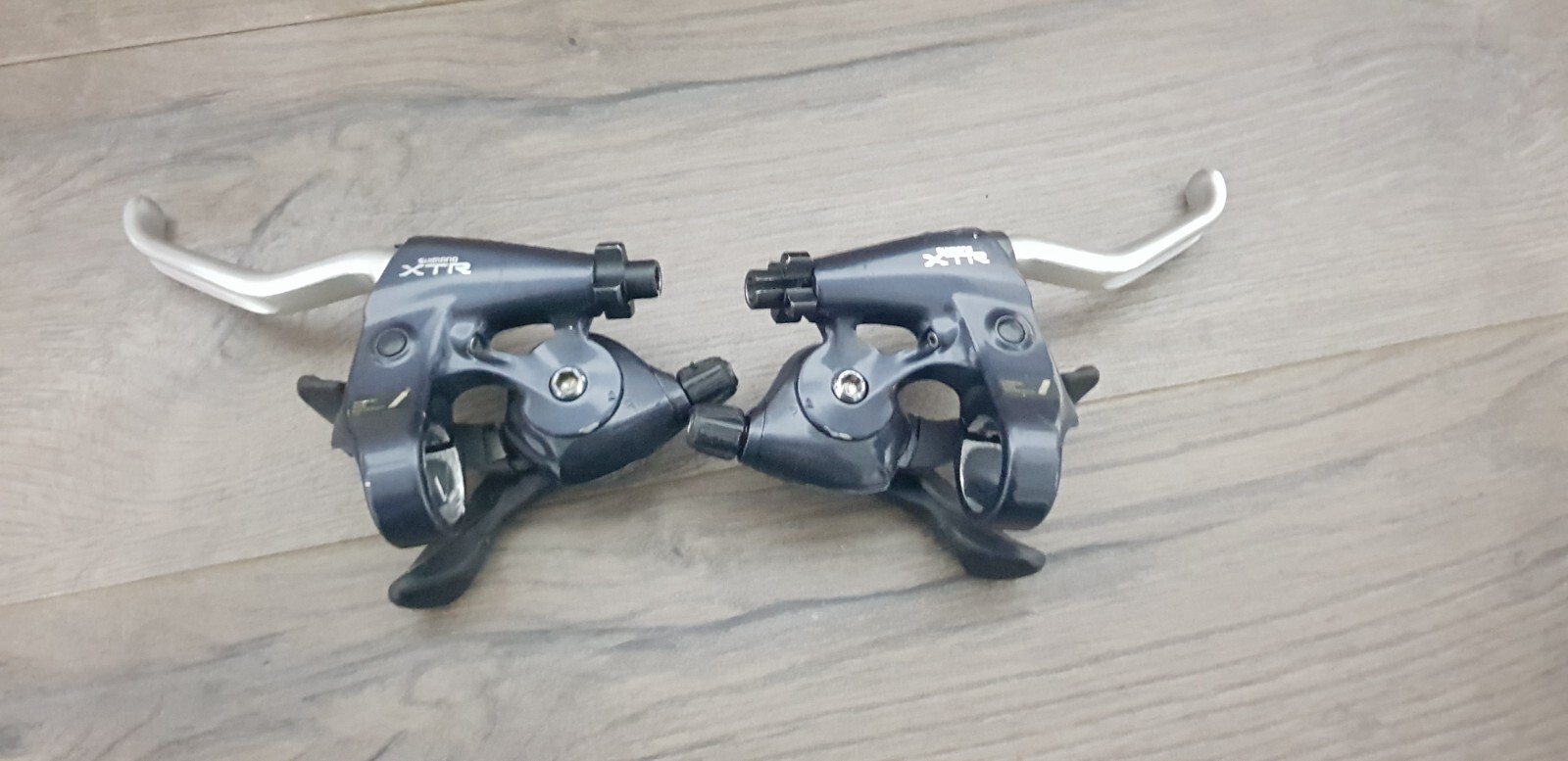 Vintage Shimano XTR ST-M900 3×8 STI NAX900