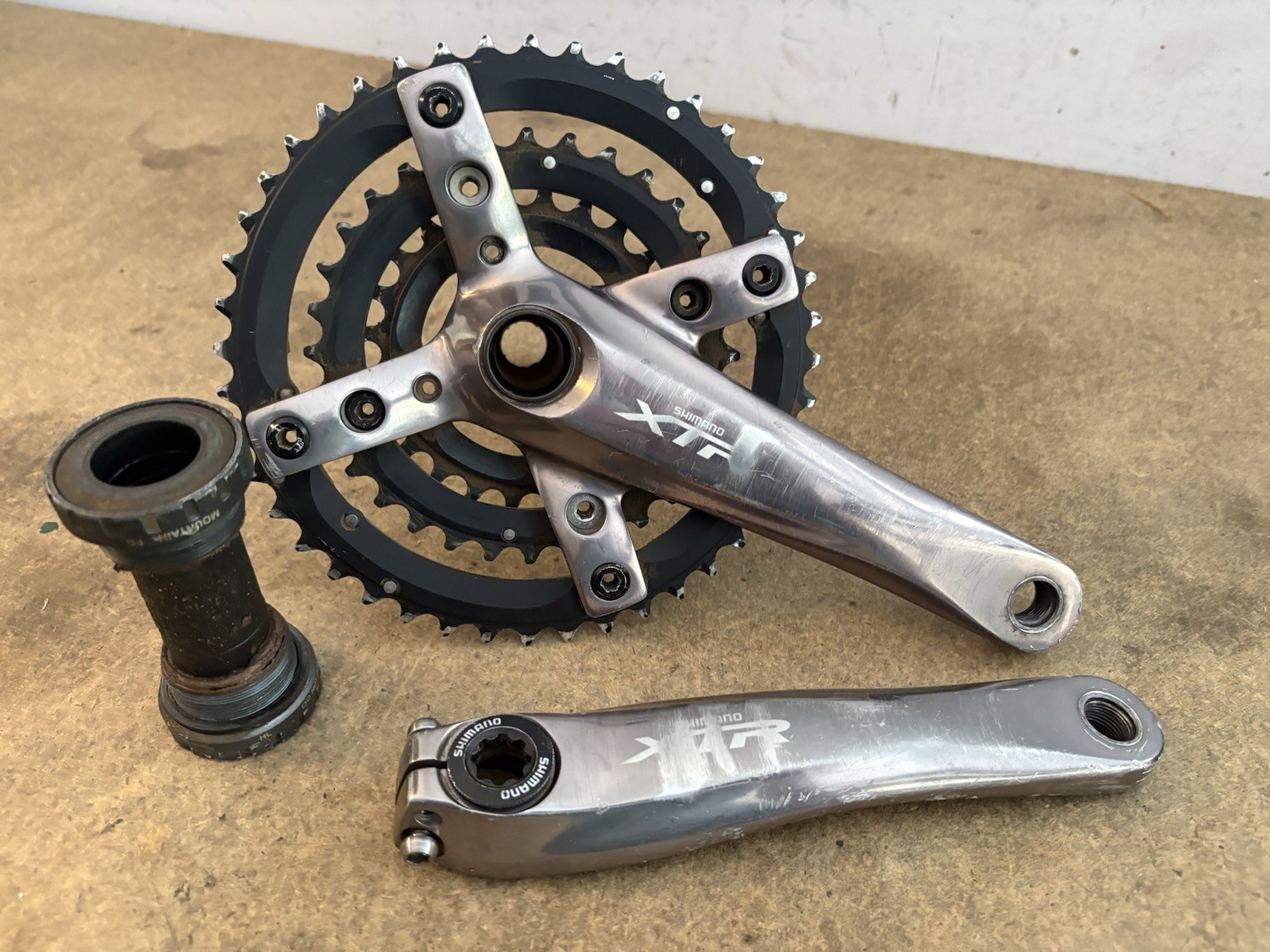 Shimano XTR FC-M960 Hollowtech 170mm Triple 44/32/24 Crankset Crank Arms