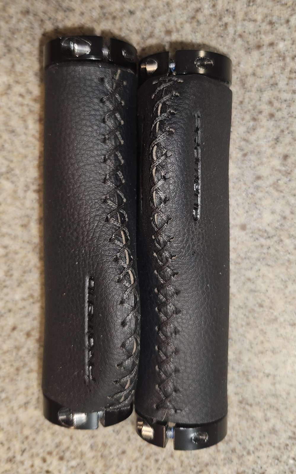 PROMEND Bicycle Grips Anti-Skid Lock-on Fiber Leather MTB Bike Black