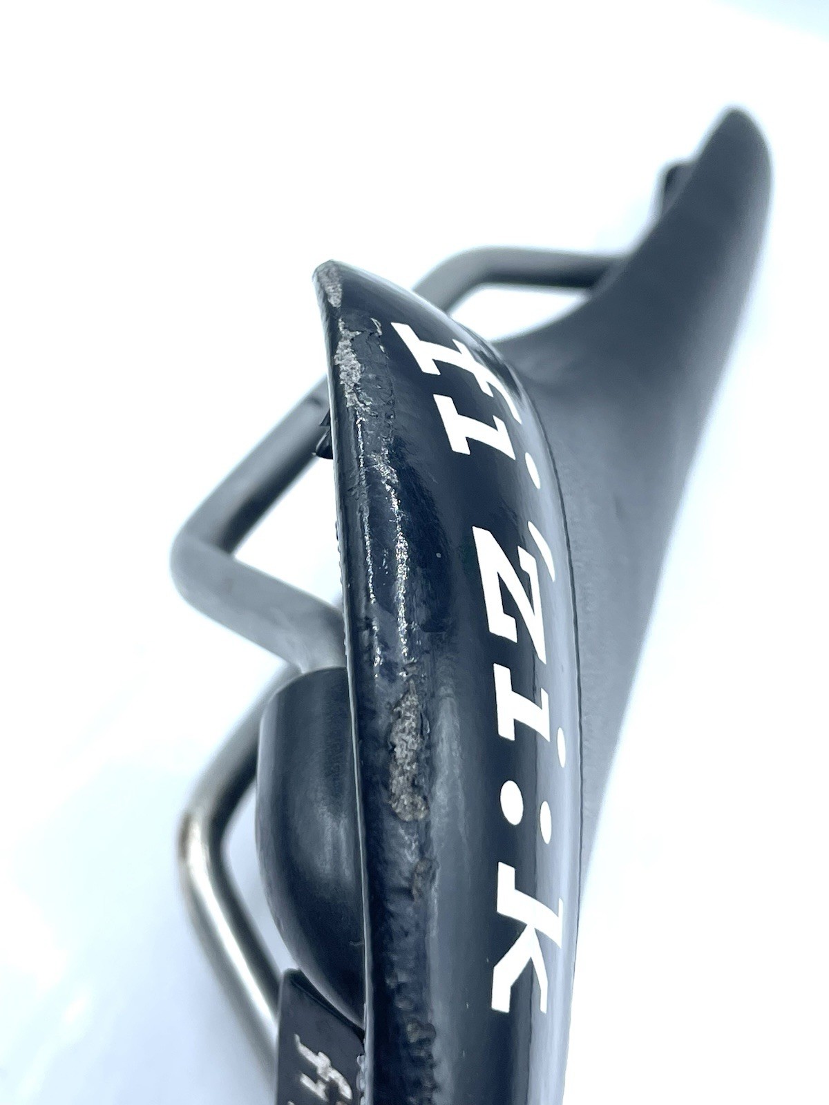 Fizik Antares Gravel / Road Bike Saddle Manganese Rails