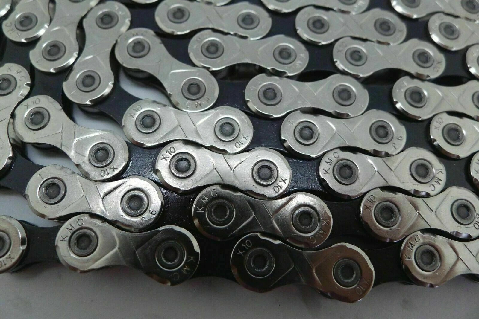 KMC X10 10 Speed Chain 114L (Silver/Black) x10.93