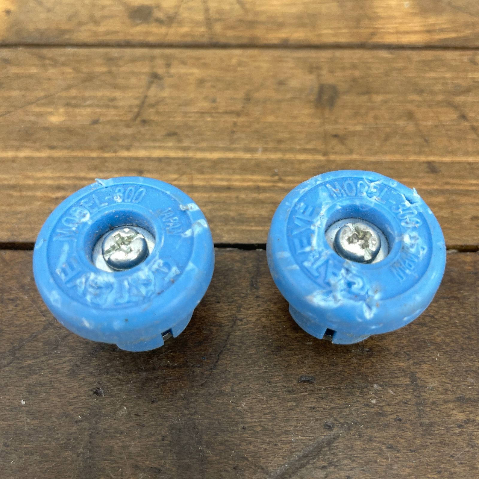 Vintage Cat Eye Bar End Plug Model 300 Blue Cateye Drop Bar Handlebar Caps A2