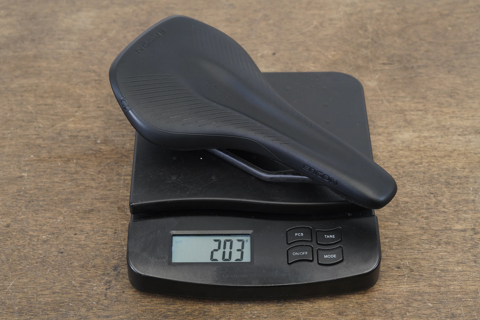 NEW TAKE-OFF 140mm Ergon SR Allroad Core Pro Carbon Rail Road Saddle 203g